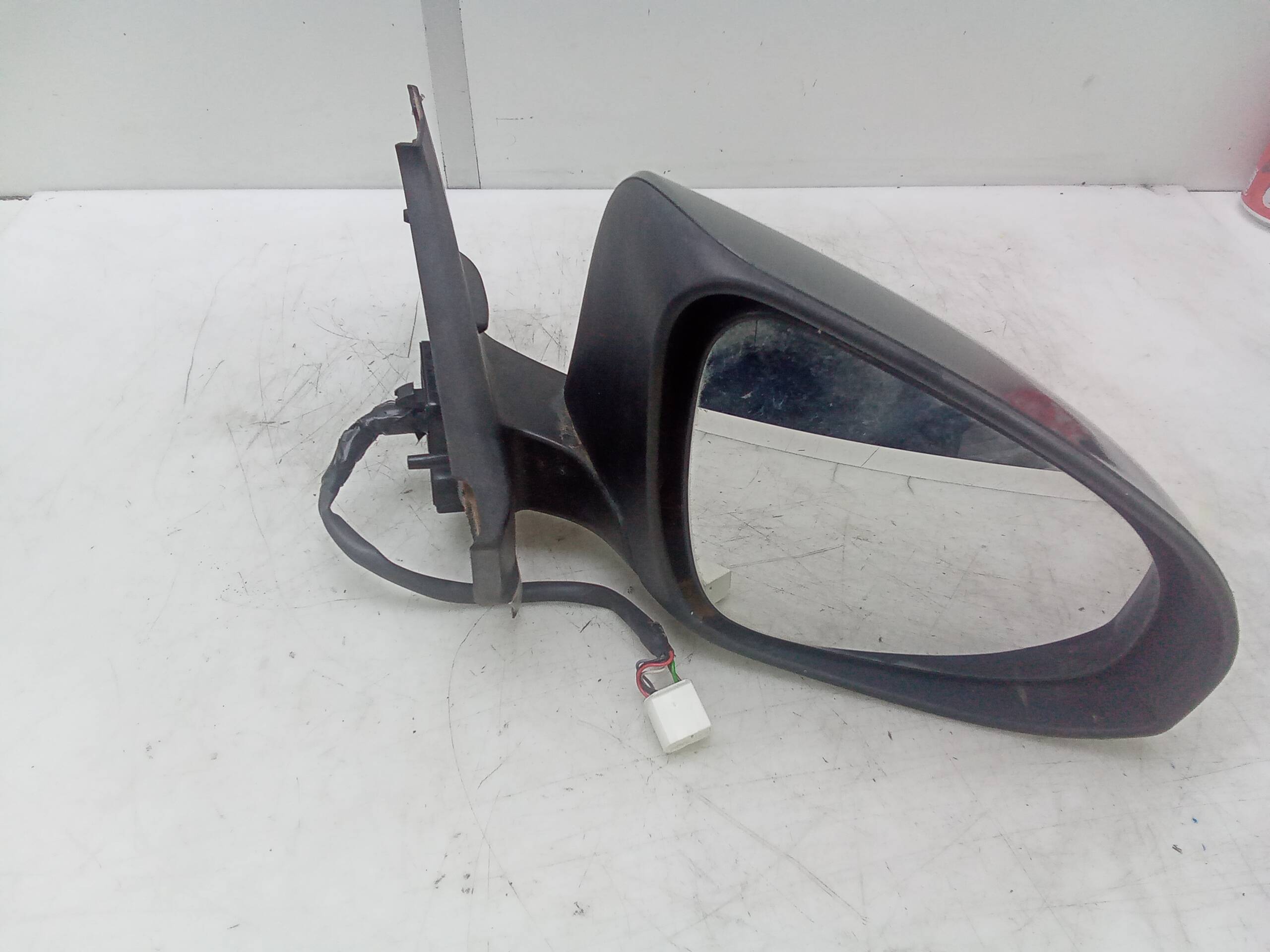 Retrovisor derecho toyota yaris (p13)(2014->)