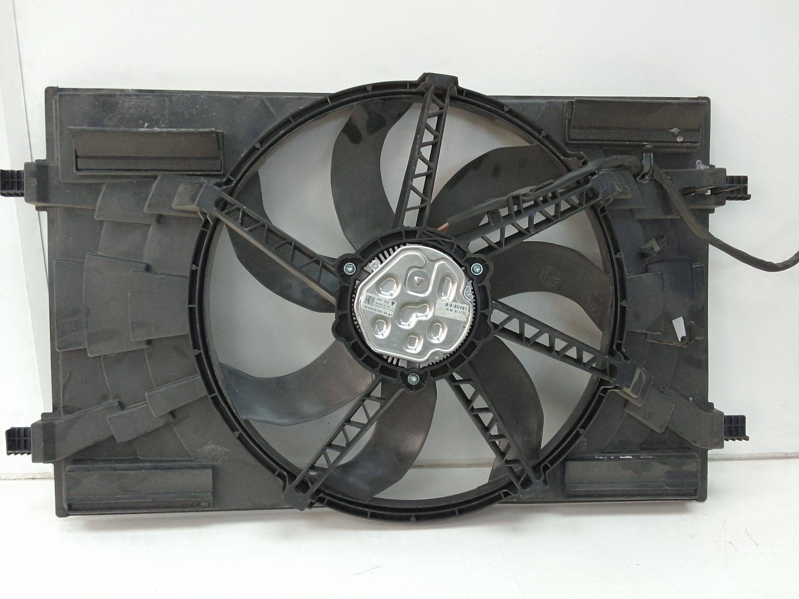 Electroventilador volkswagen golf sportsvan vii (am1)(12.2013->)