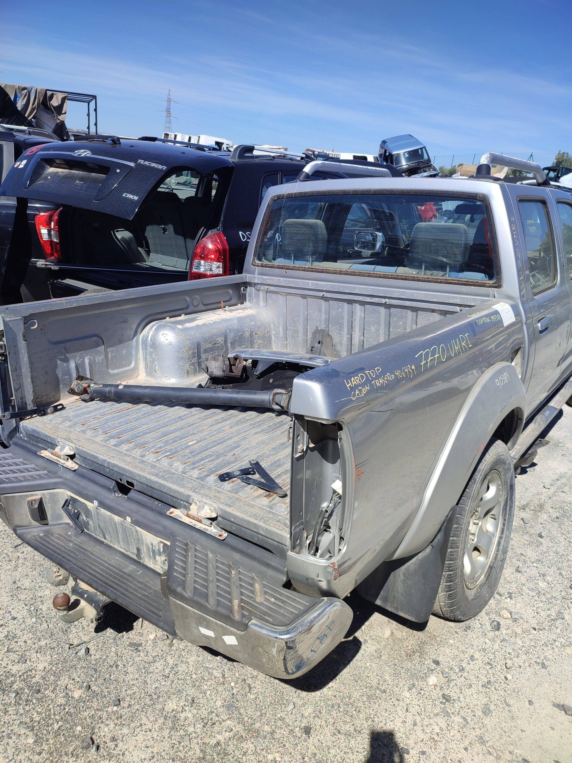 Caja trasera nissan pickup (d22)(02.1998->)