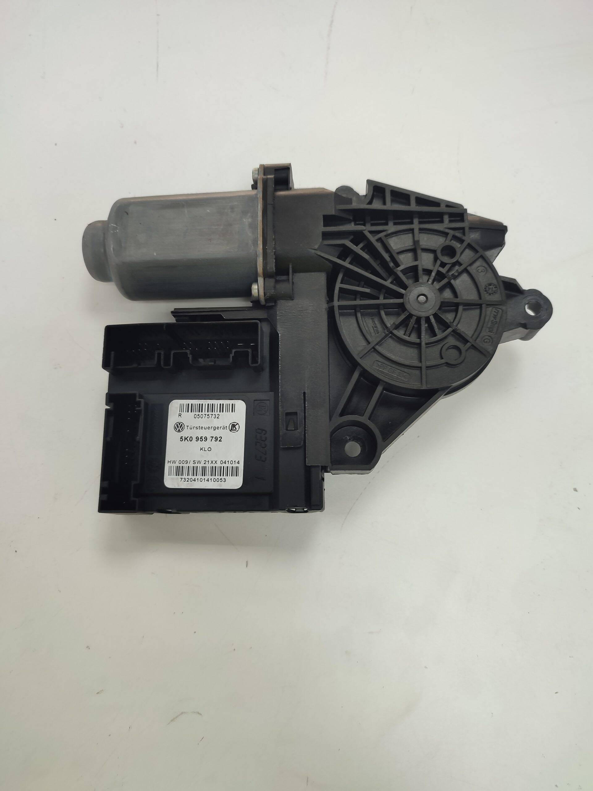 Motor elevalunas delantero derecho volkswagen caddy ocio (sa)(2015->)