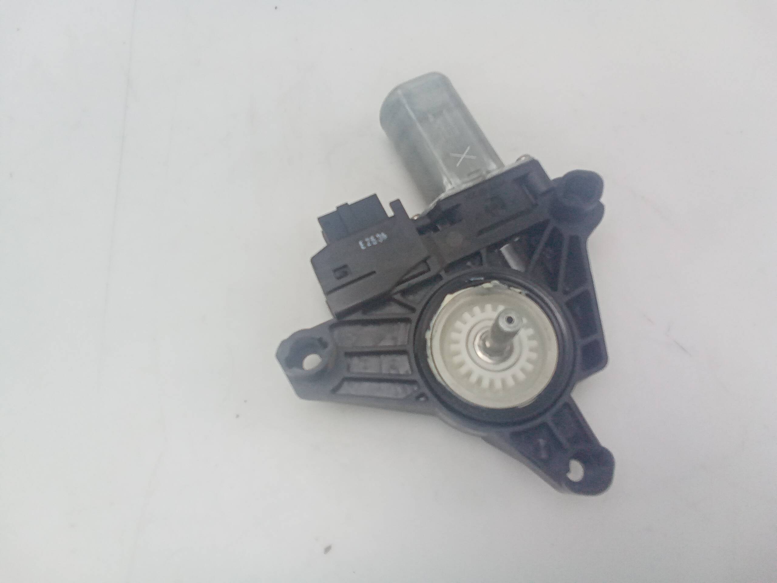 Motor elevalunas trasero derecho mercedes-benz clase gle (bm 166)(04.2015->)