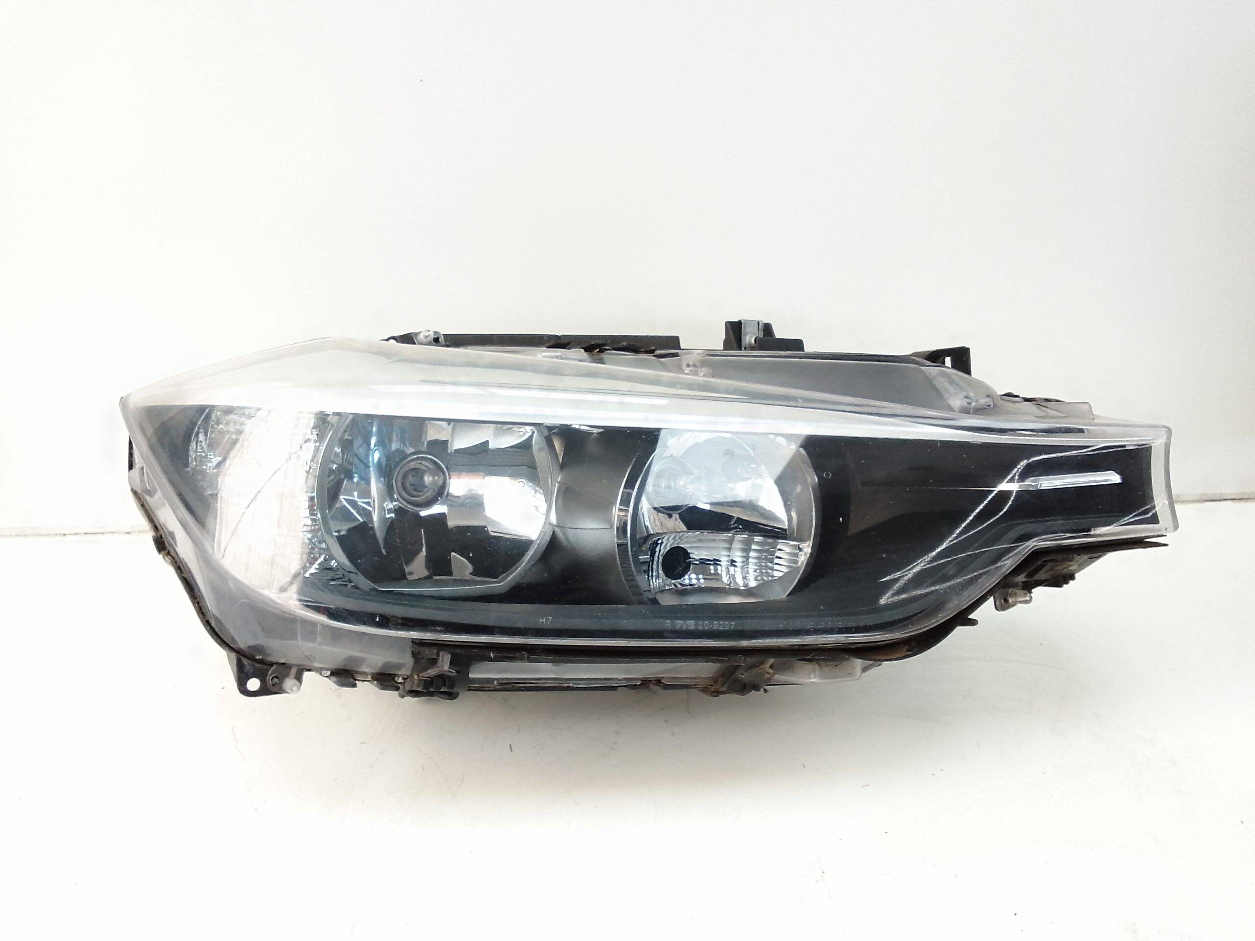 Faro derecho bmw serie 3 berlina (f30)(2011->)