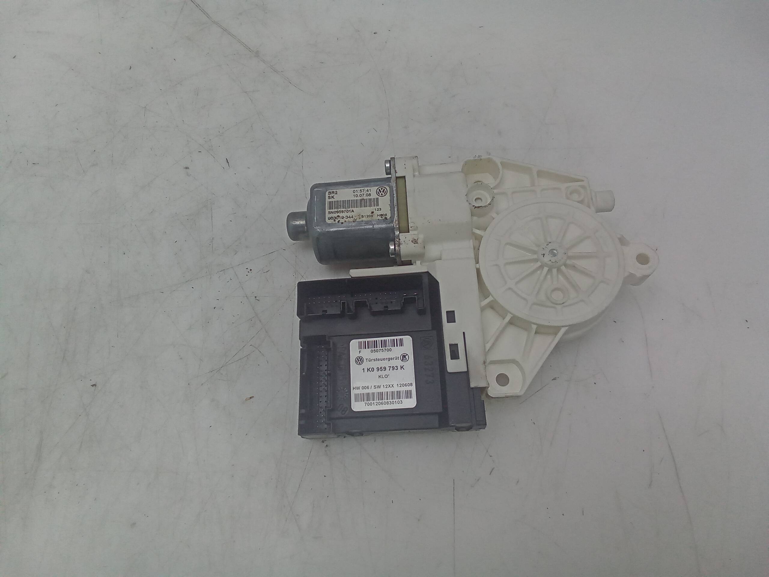 Motor elevalunas delantero izquierdo volkswagen tiguan (5n1)(11.2007->)