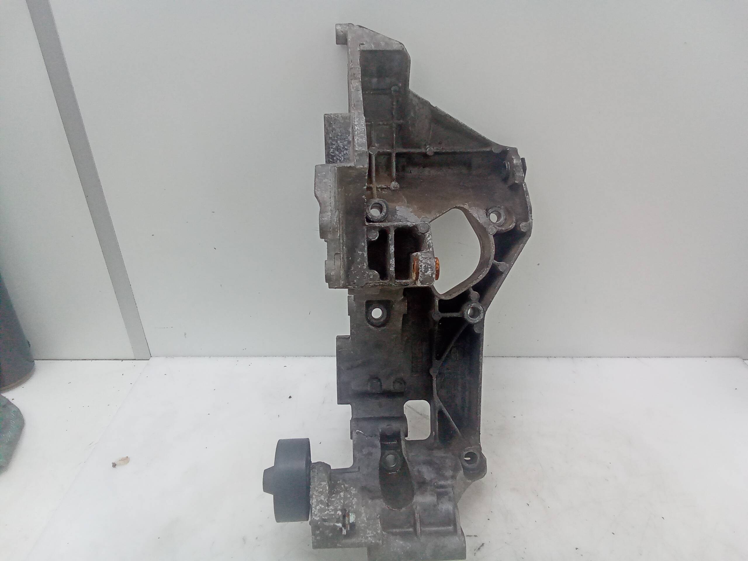 Soporte alternador volkswagen golf iv berlina (1j1)(1997->)