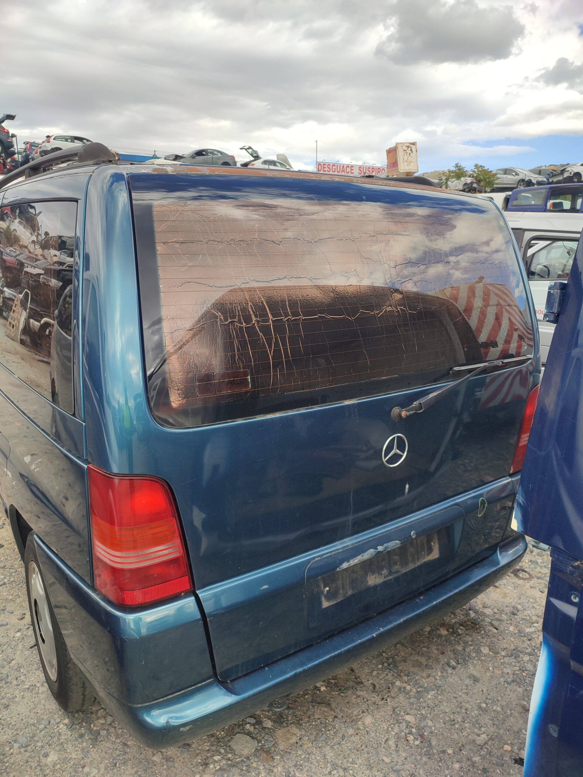 Porton trasero mercedes-benz v -clase (638)