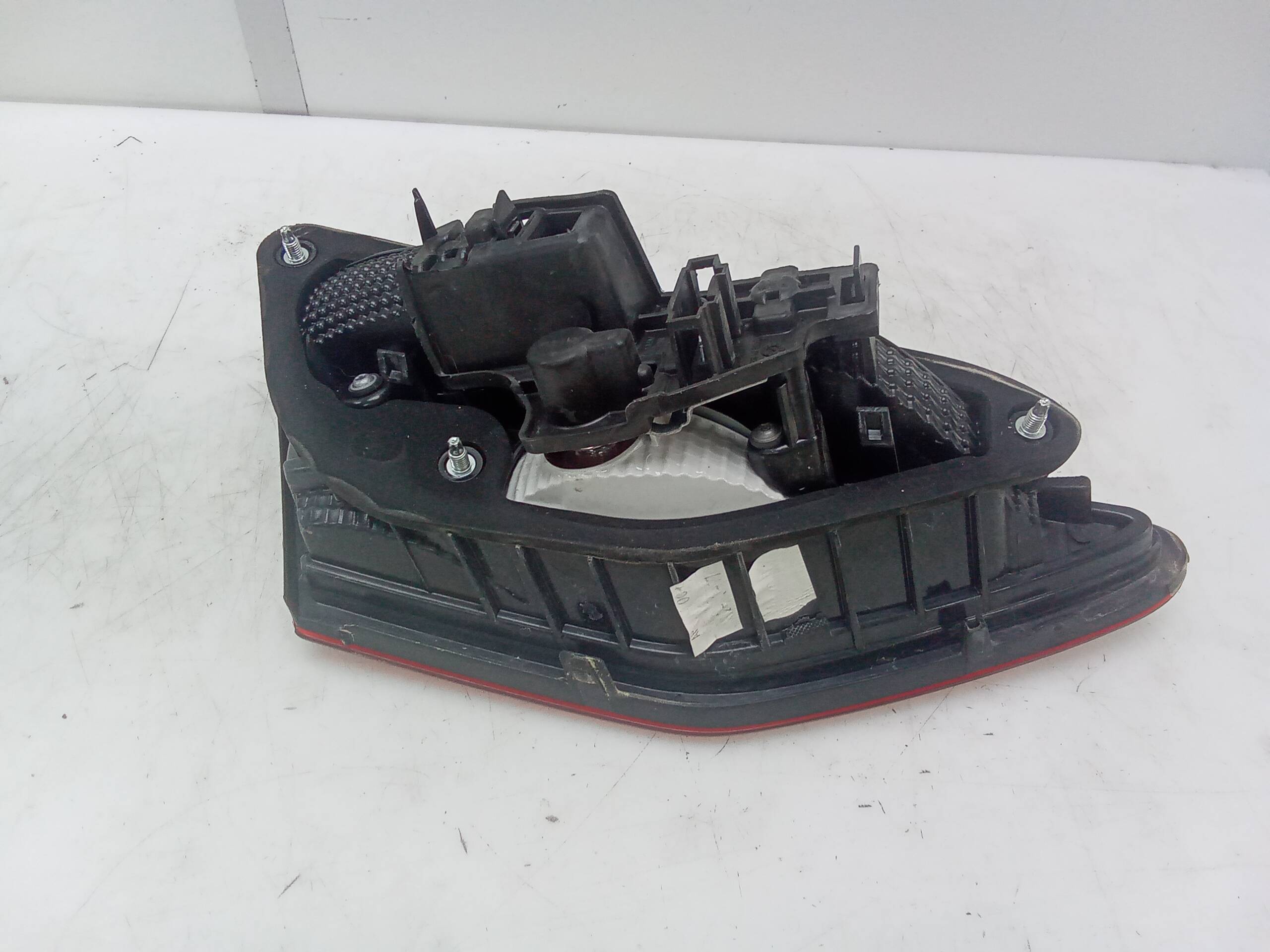 Piloto trasero derecho porton seat leon (5f1)(09.2012->)