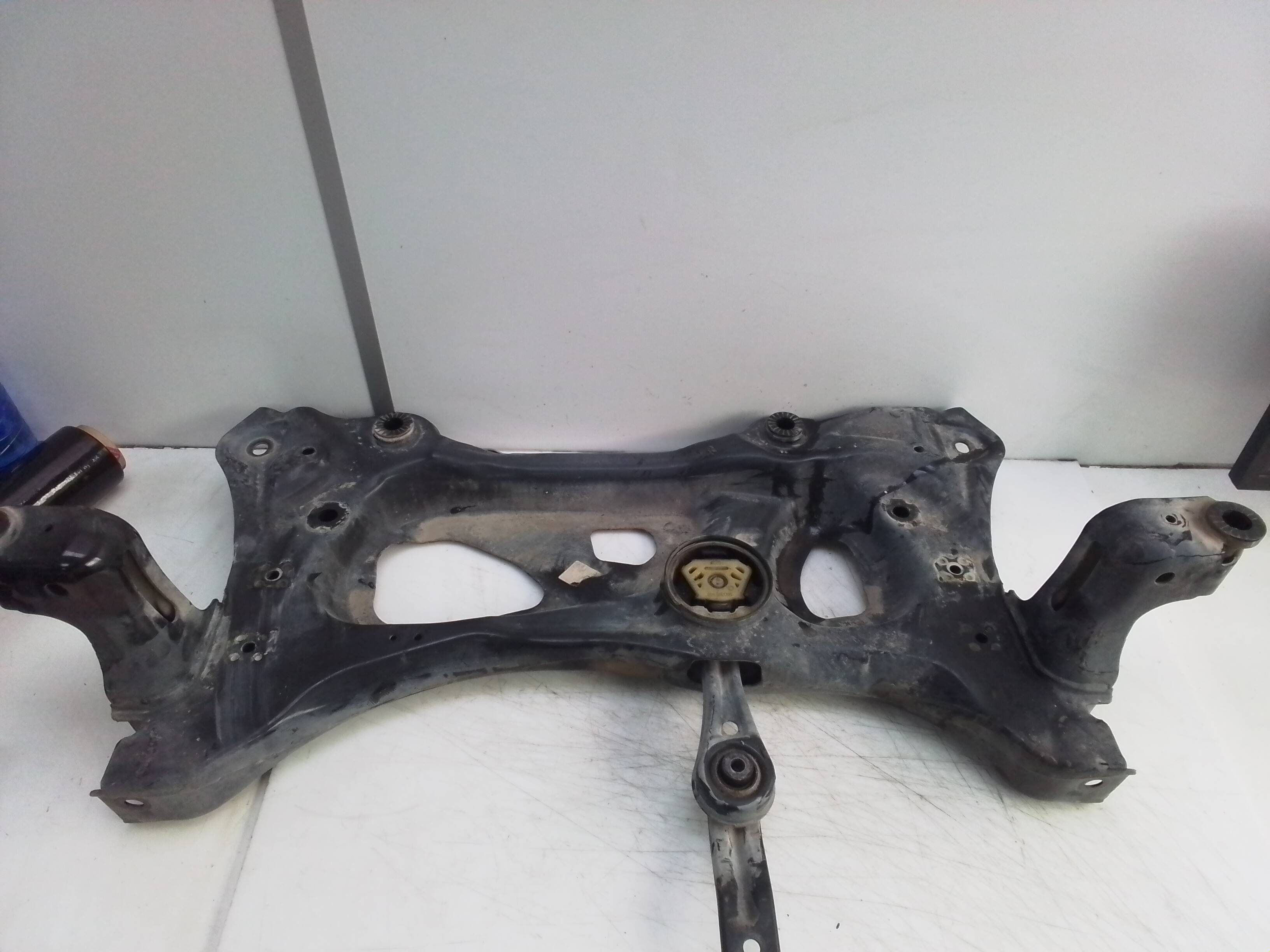 Cuna de motor seat leon (5f1)(09.2012->)