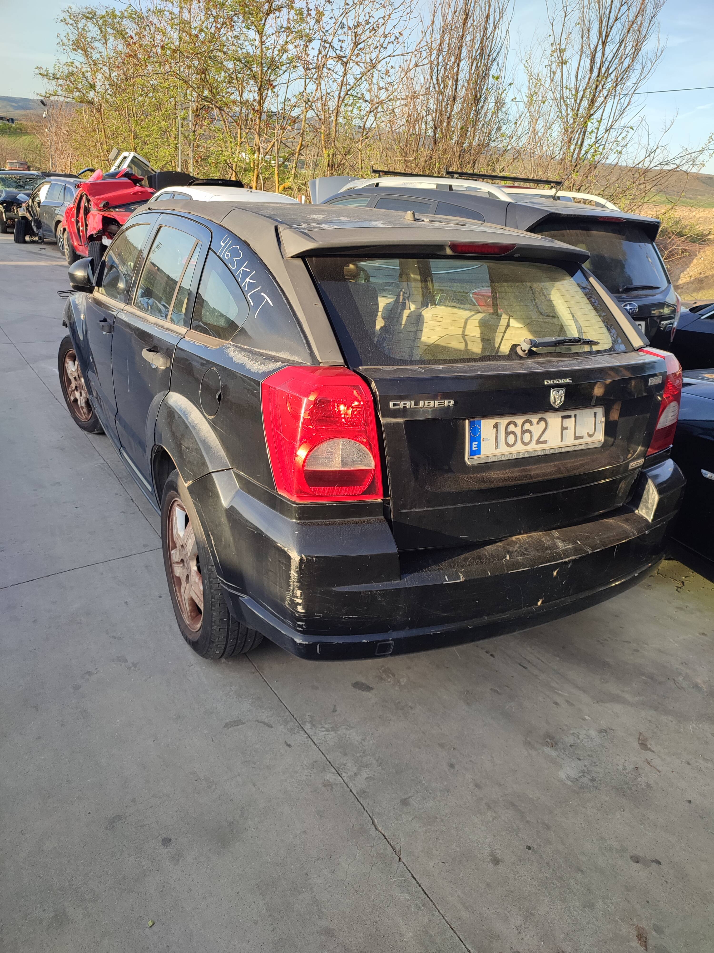 Porton trasero dodge caliber (pm)(2006->)