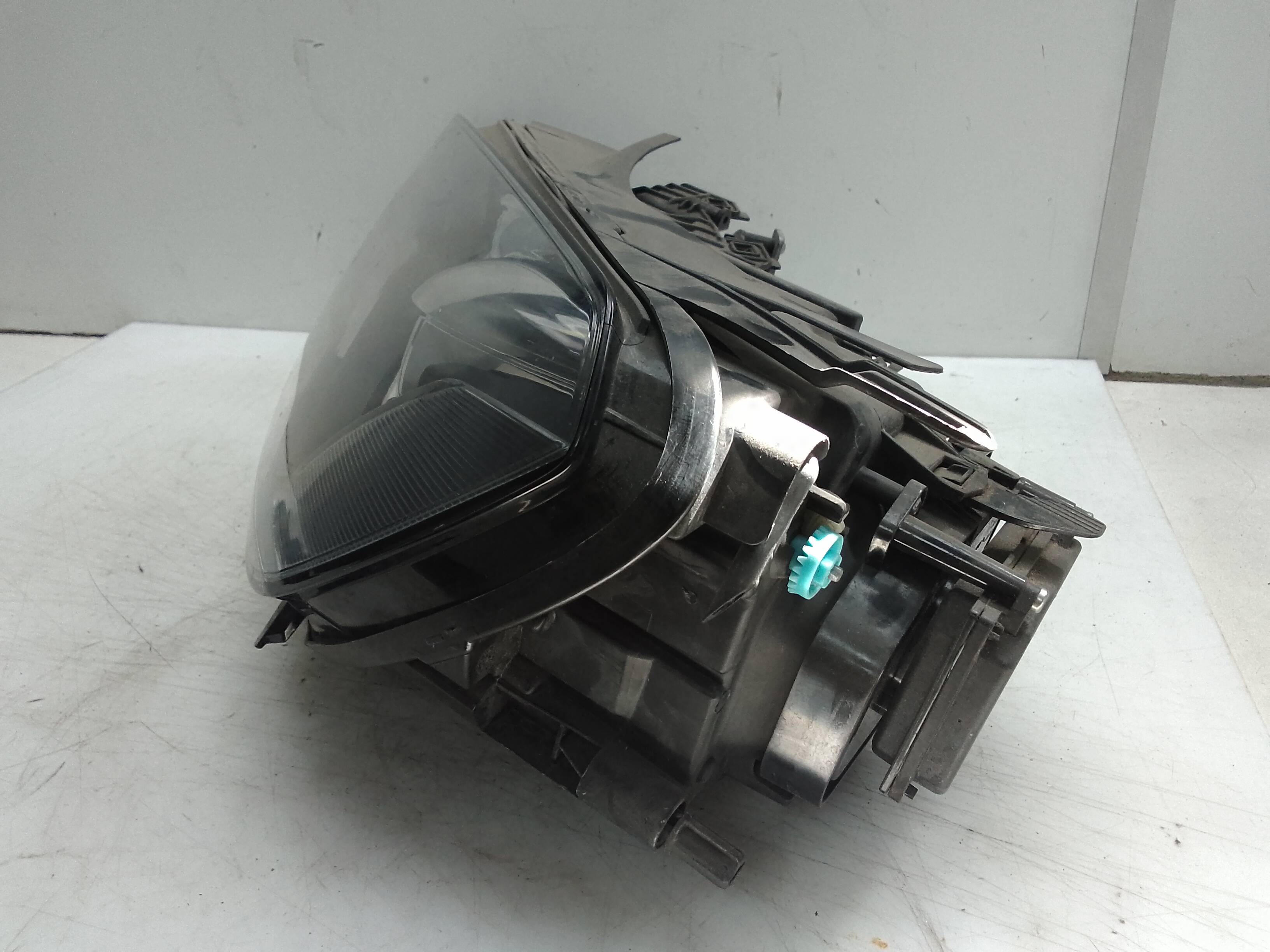 Faro izquierdo volkswagen touareg (7p6)(08.2014->)