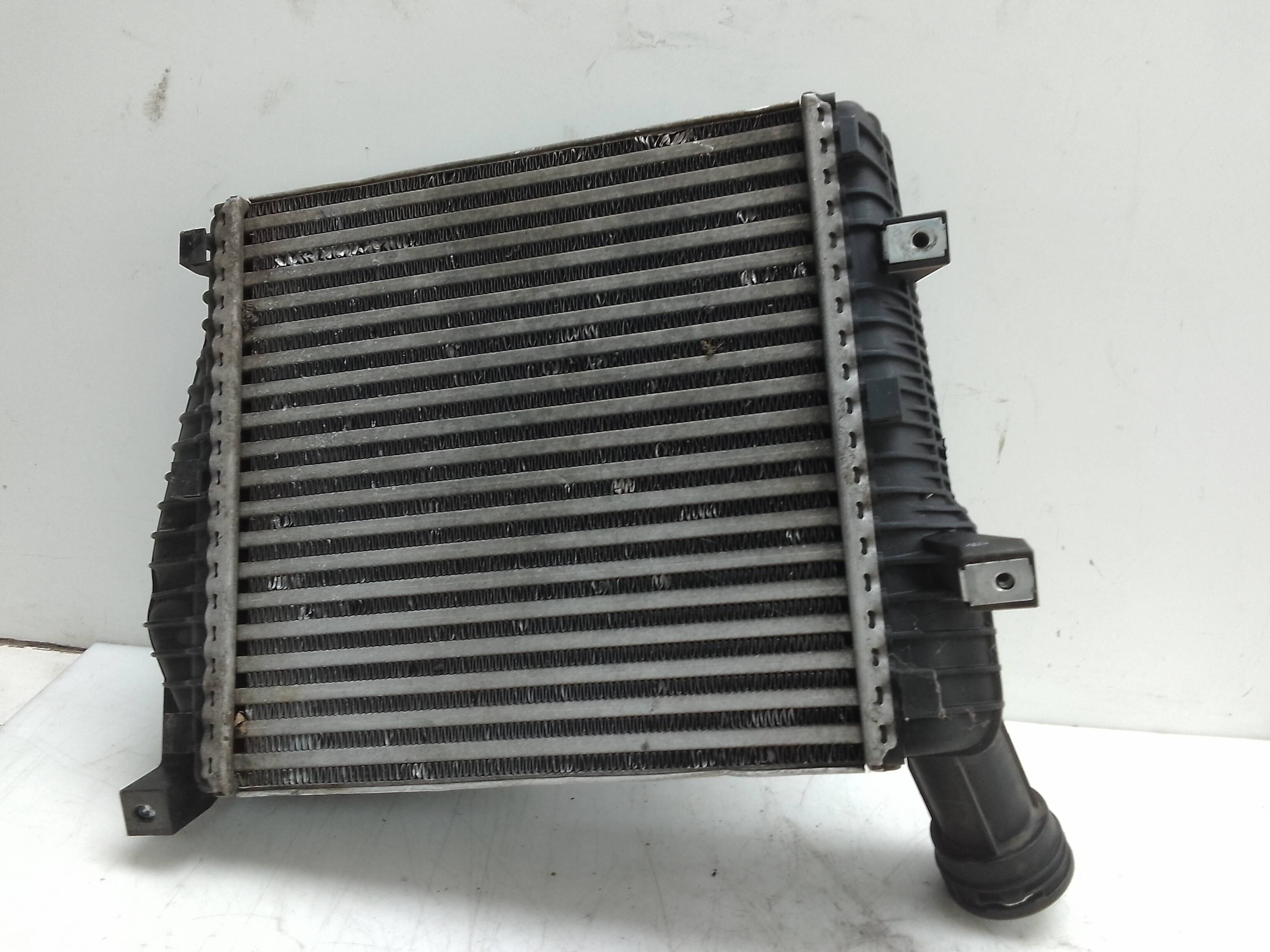 Radiador intercooler derecho volkswagen touareg (7p6)(08.2014->)