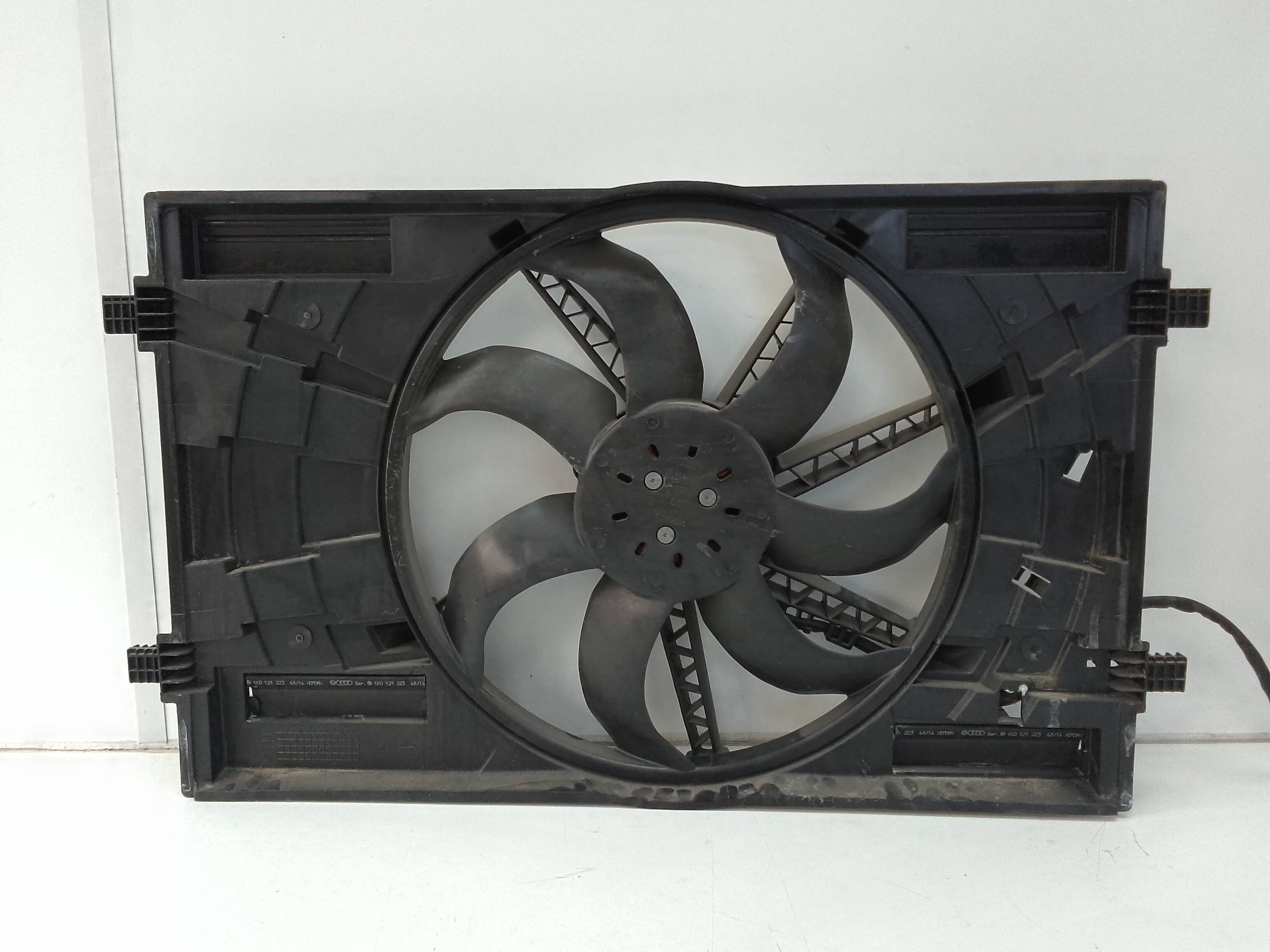 Electroventilador volkswagen golf sportsvan vii (am1)(12.2013->)