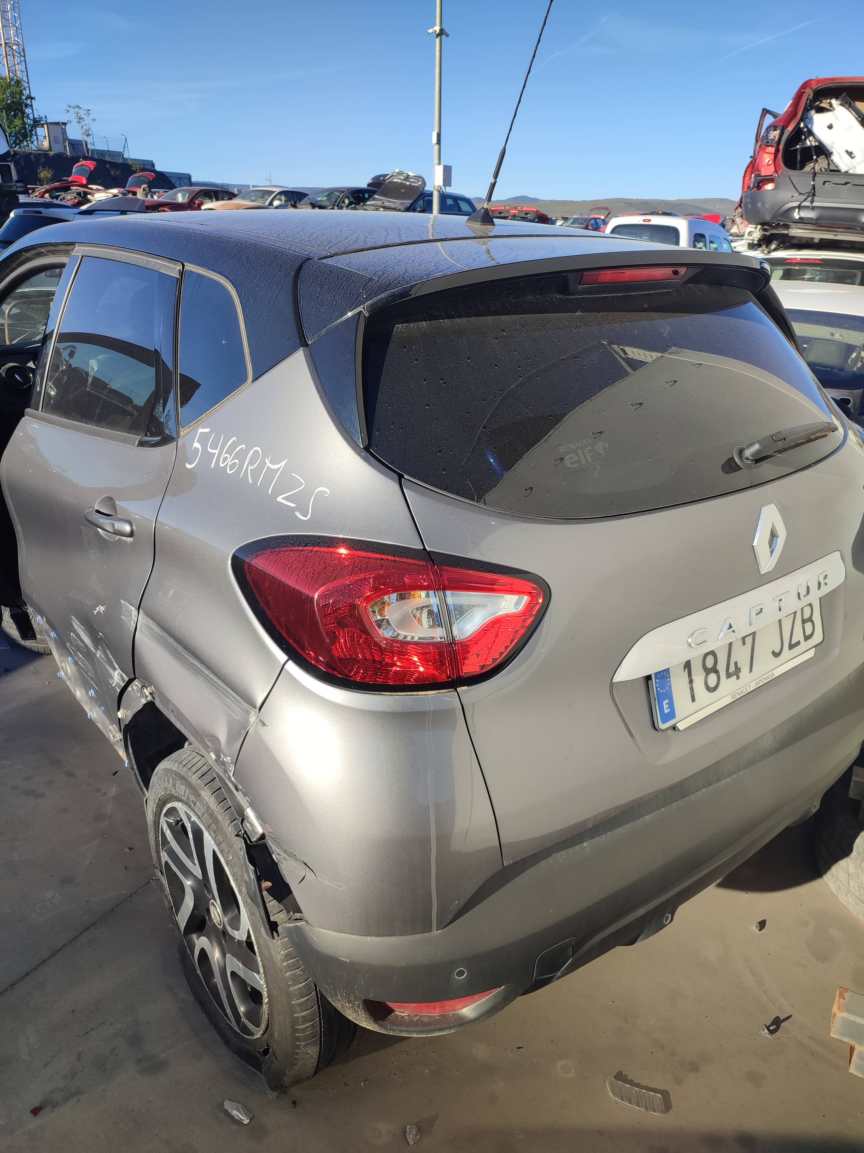 Embellecedor porton trasero renault captur i (2013->)