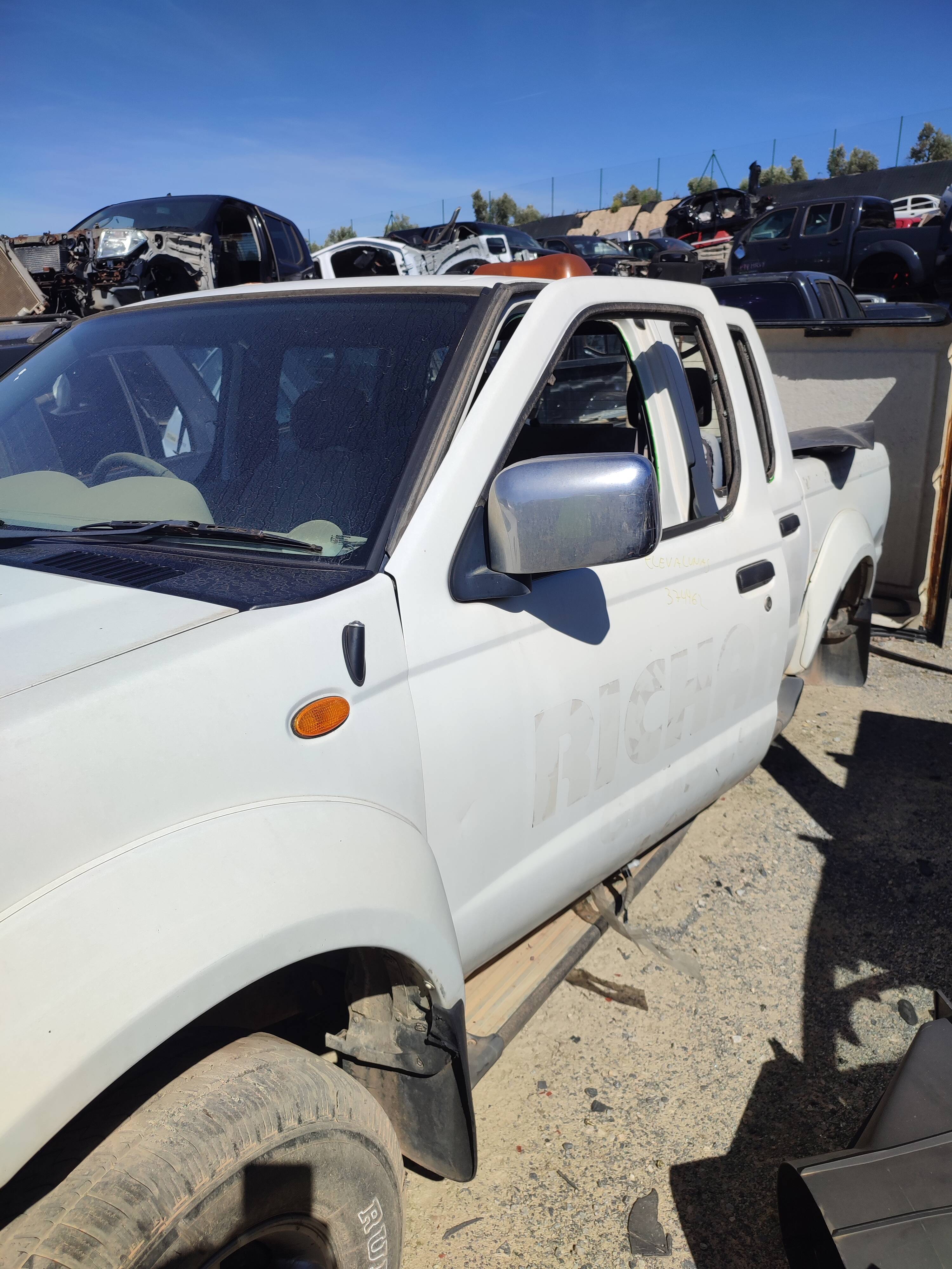 Retrovisor izquierdo nissan pickup (d22)(02.1998->)