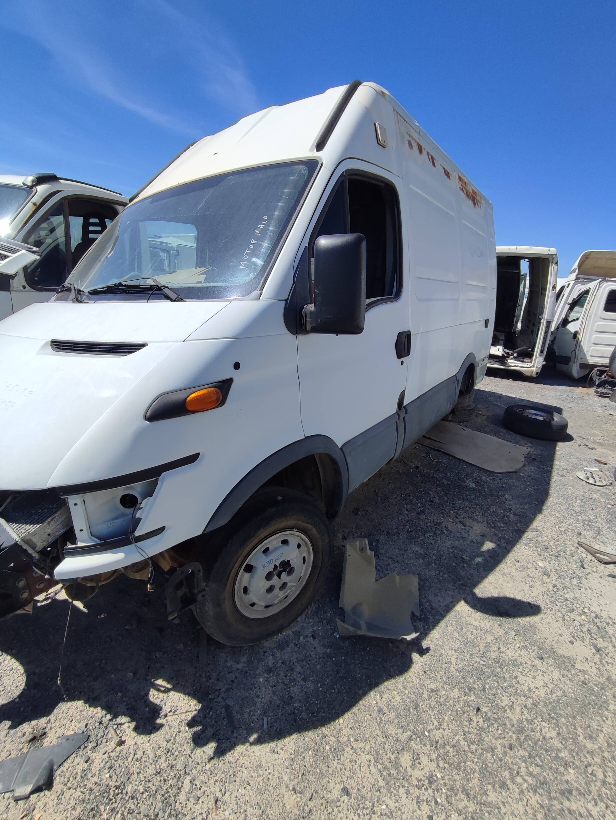 Aletin delantero izquierdo iveco daily chasis (1999->)