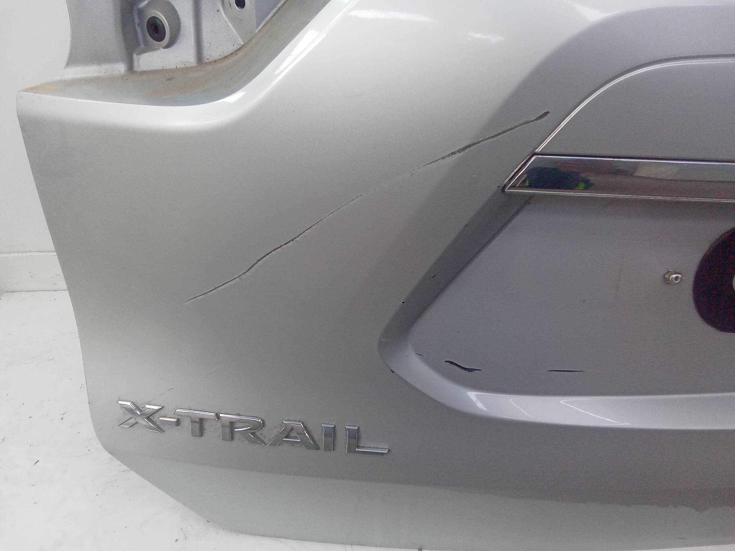 Porton trasero nissan x-trail iii (t32)(04.2014->)