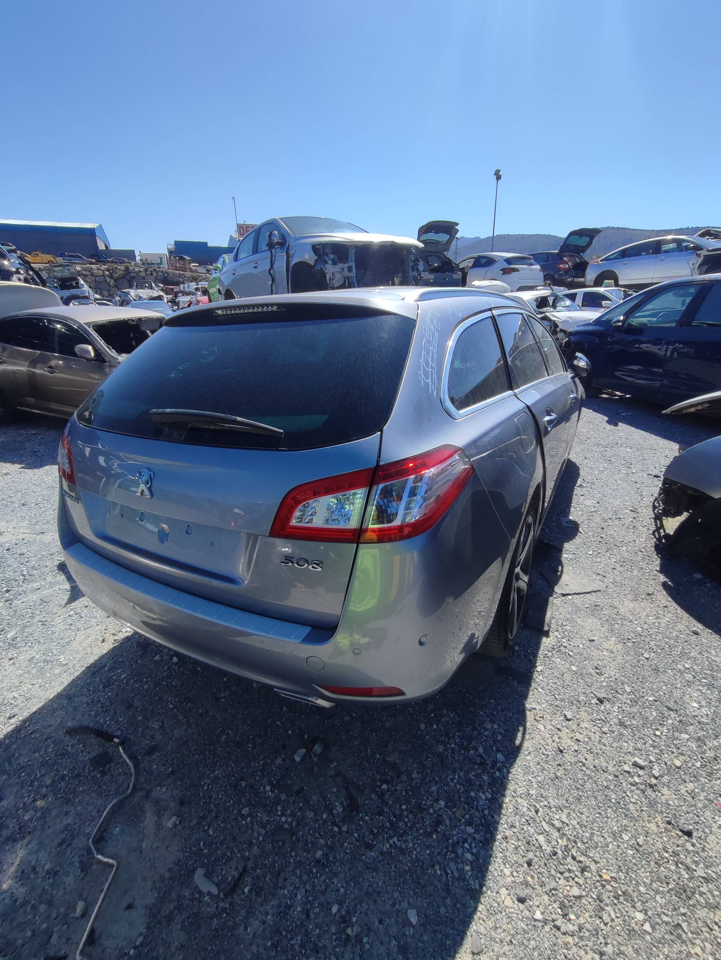 Moldura puerta trasera derecha peugeot 508 sw (10.2010->)