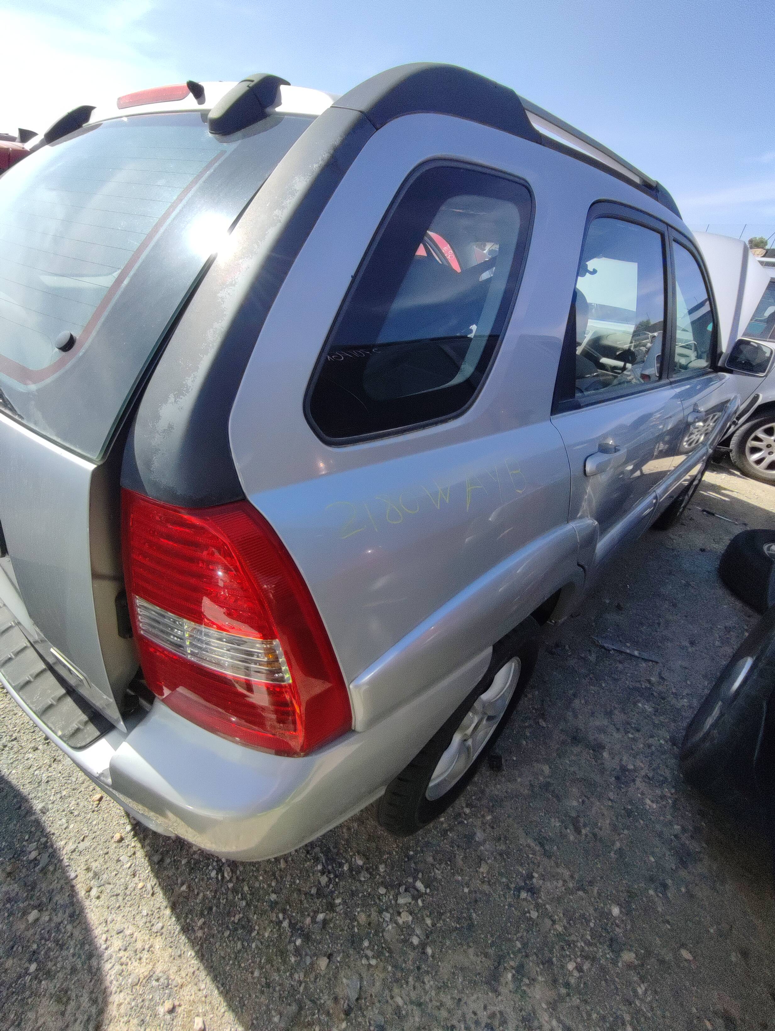 Mando elevalunas trasero derecho kia sportage (km)(2005->)