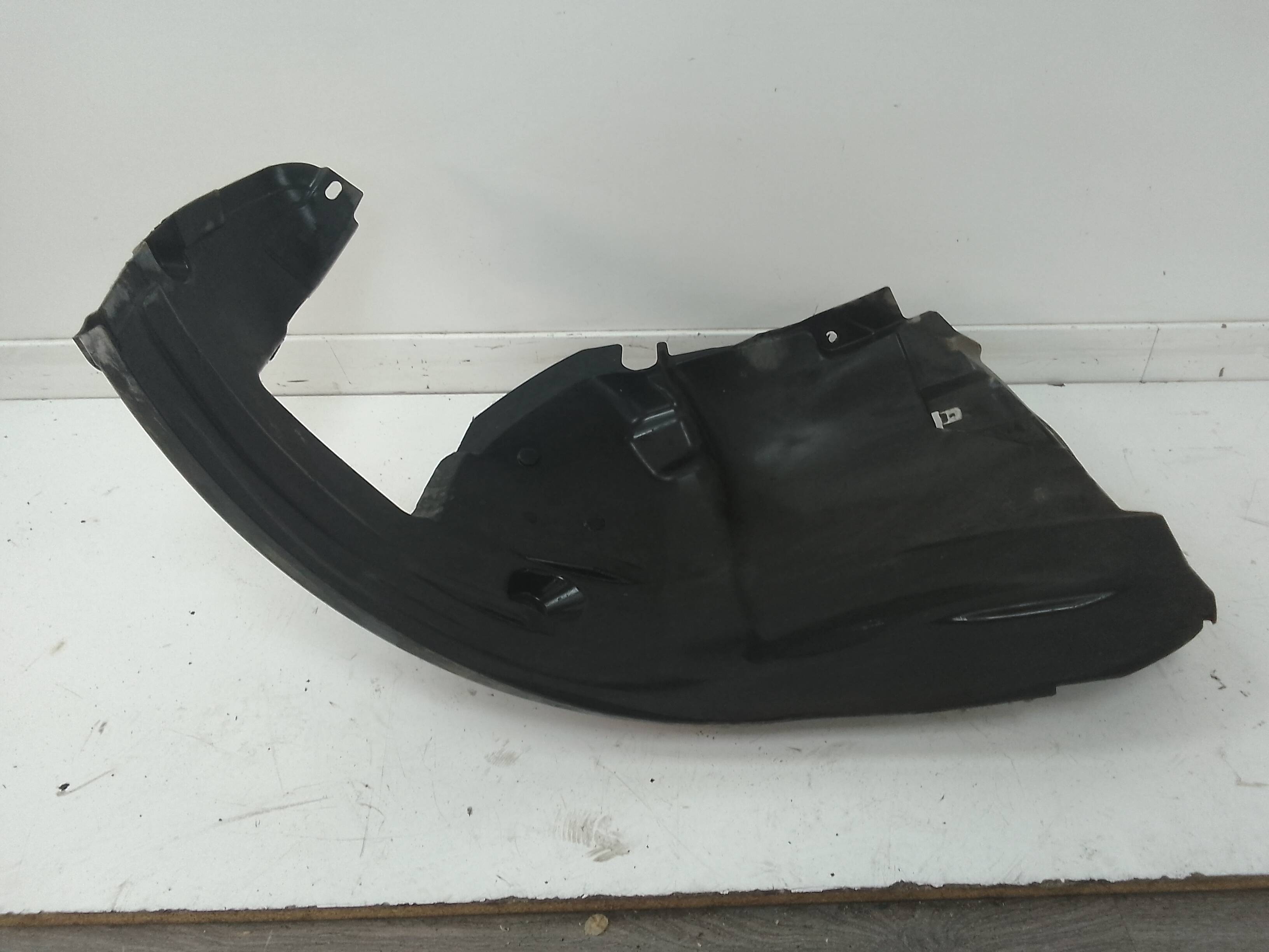 Pase de rueda delantero derecho bmw serie 3 berlina (f30)(2011->)