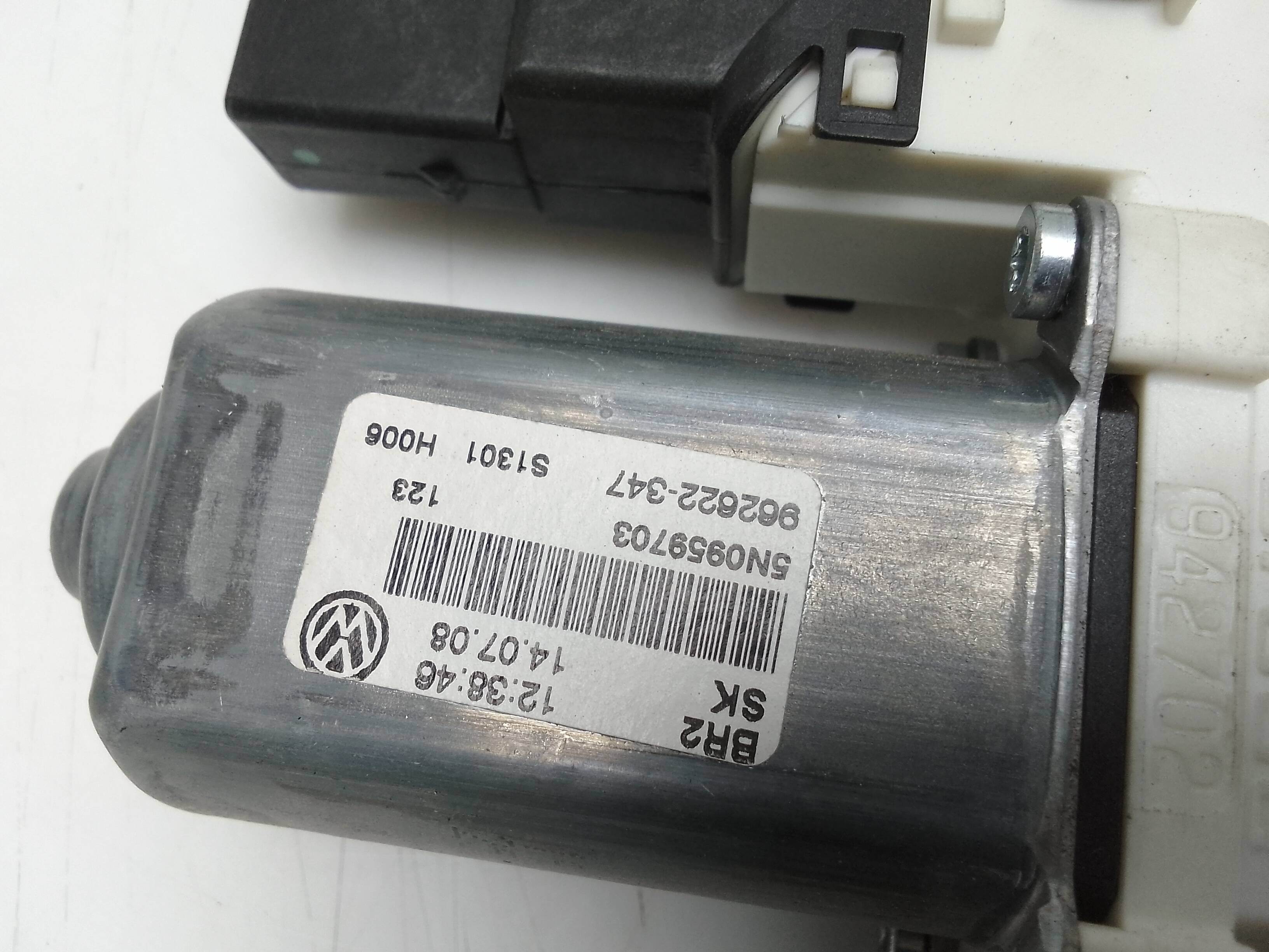 Motor elevalunas trasero izquierdo volkswagen tiguan (5n1)(11.2007->)