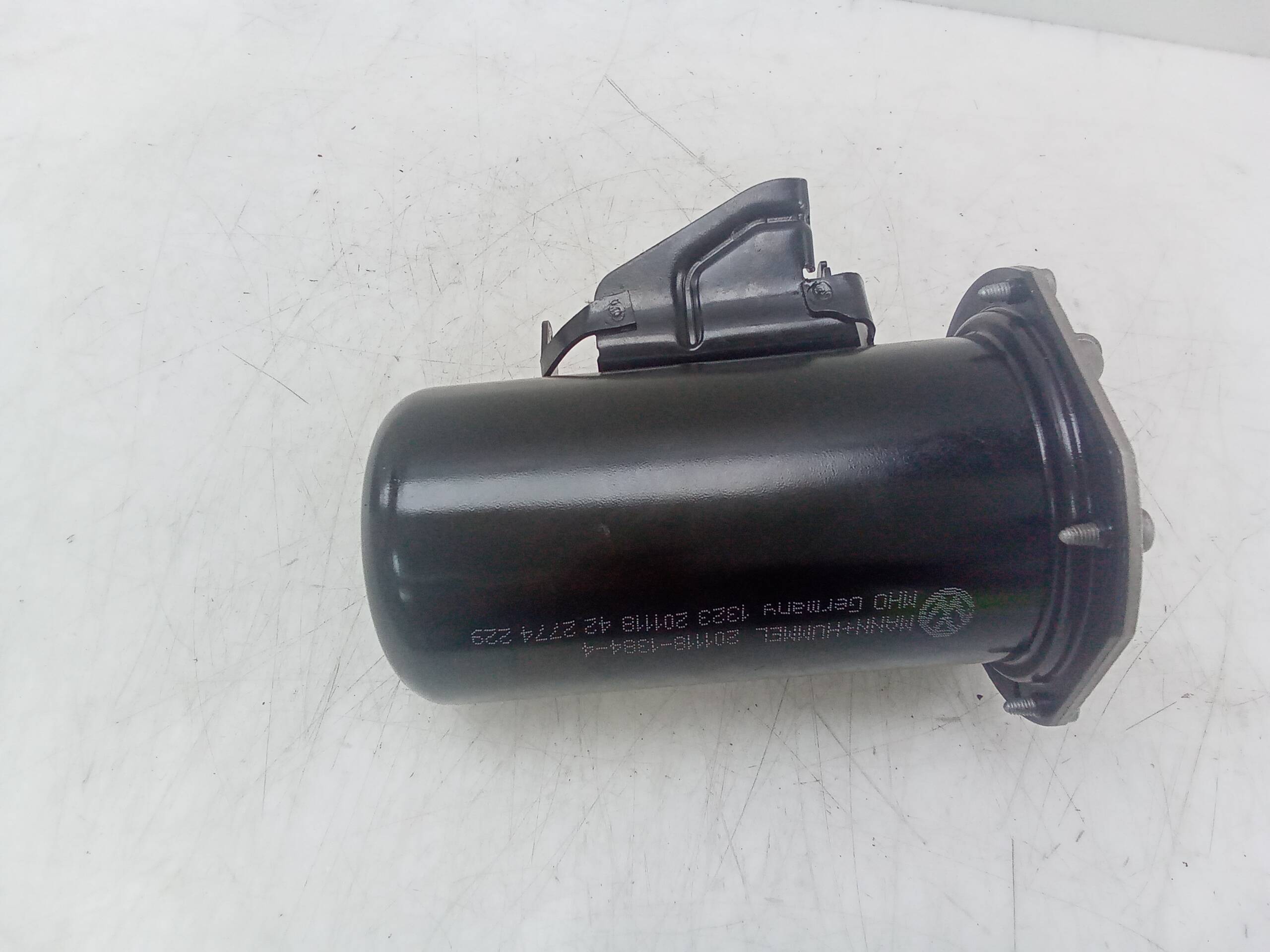 Soporte filtro combustible volkswagen tiguan (ad1)(01.2016->)