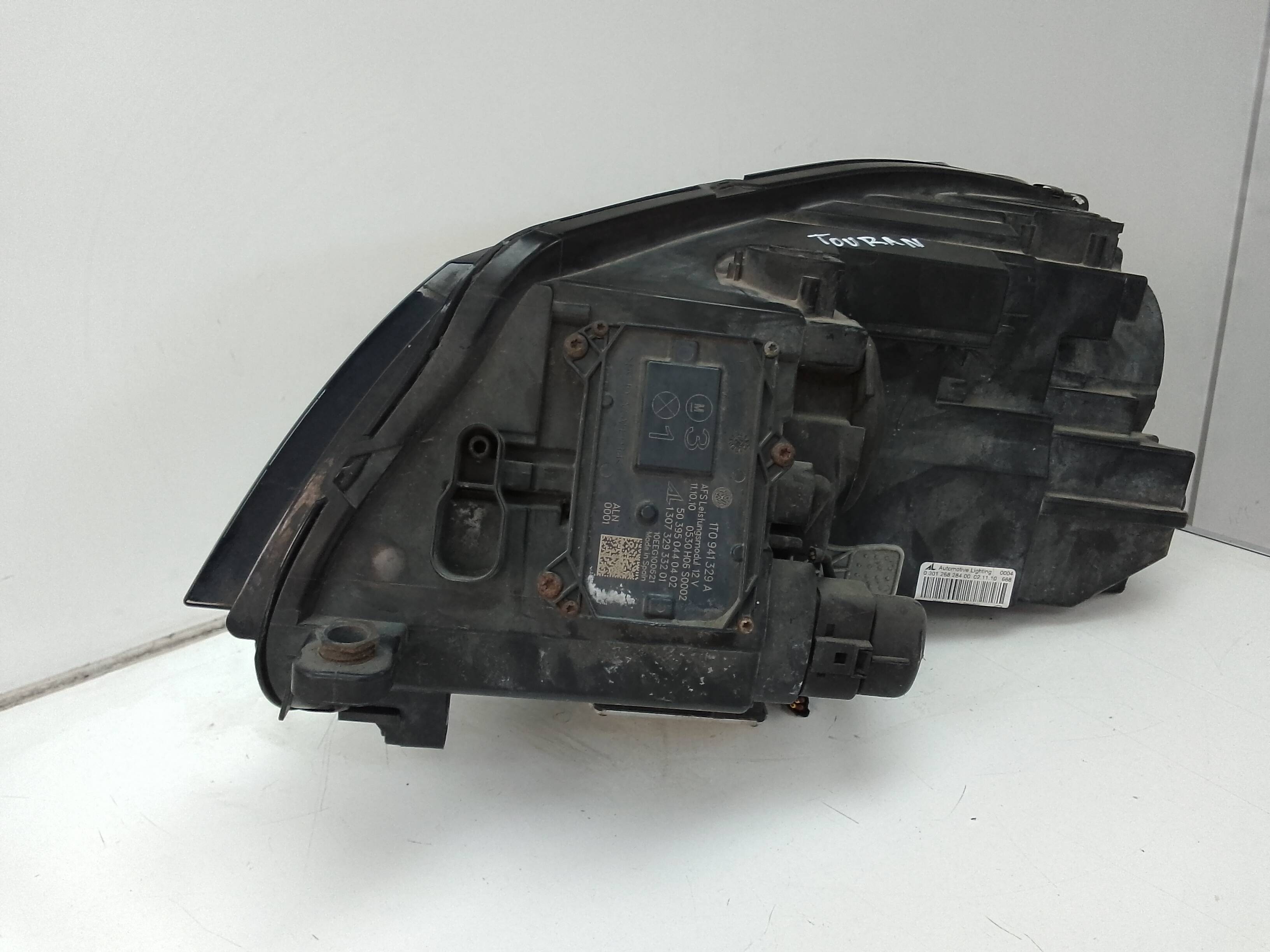 Faro derecho volkswagen touran (1t3)(08.2010->)