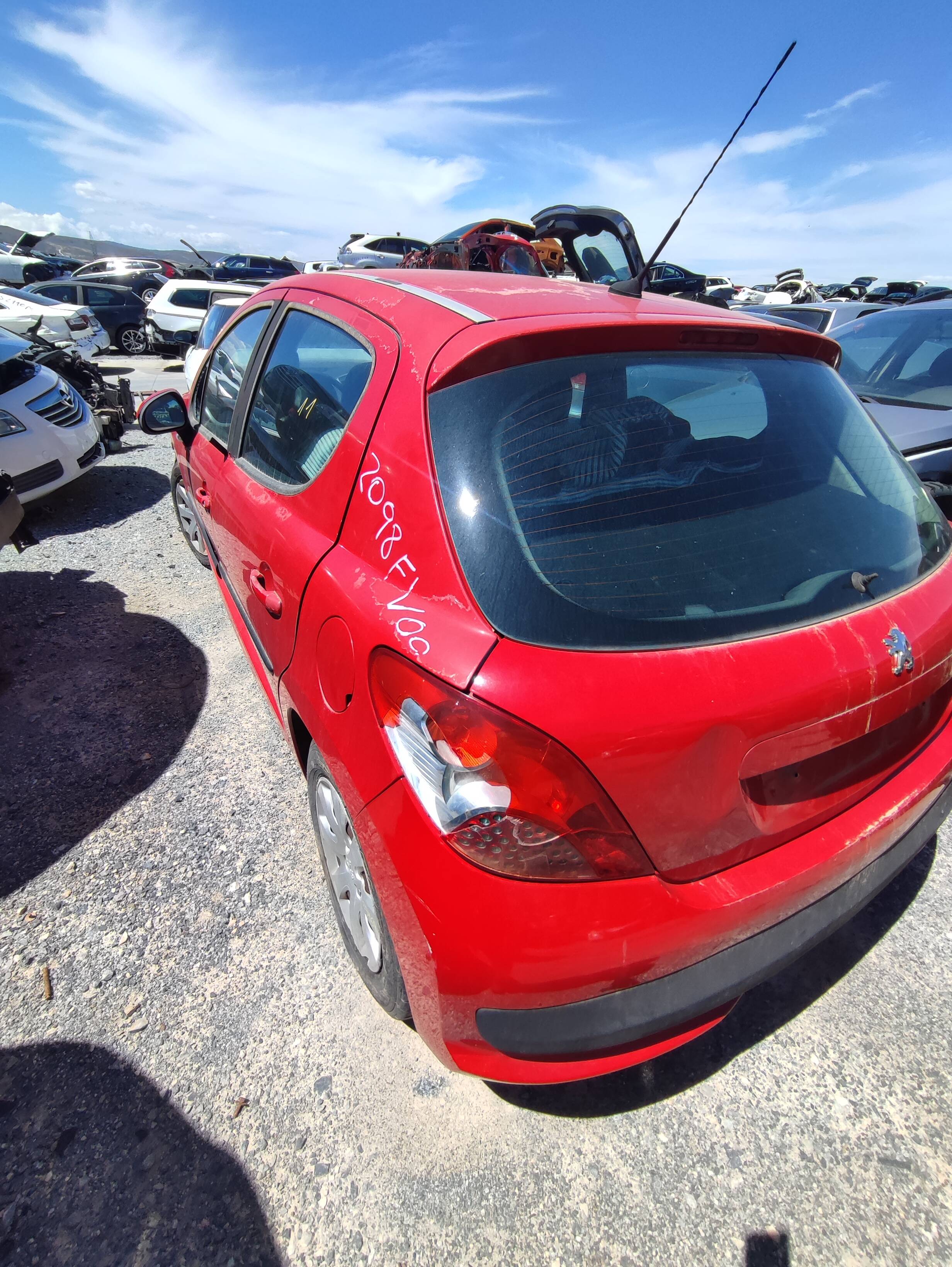 Cerradura puerta delantera izquierda peugeot 207 (2006->)