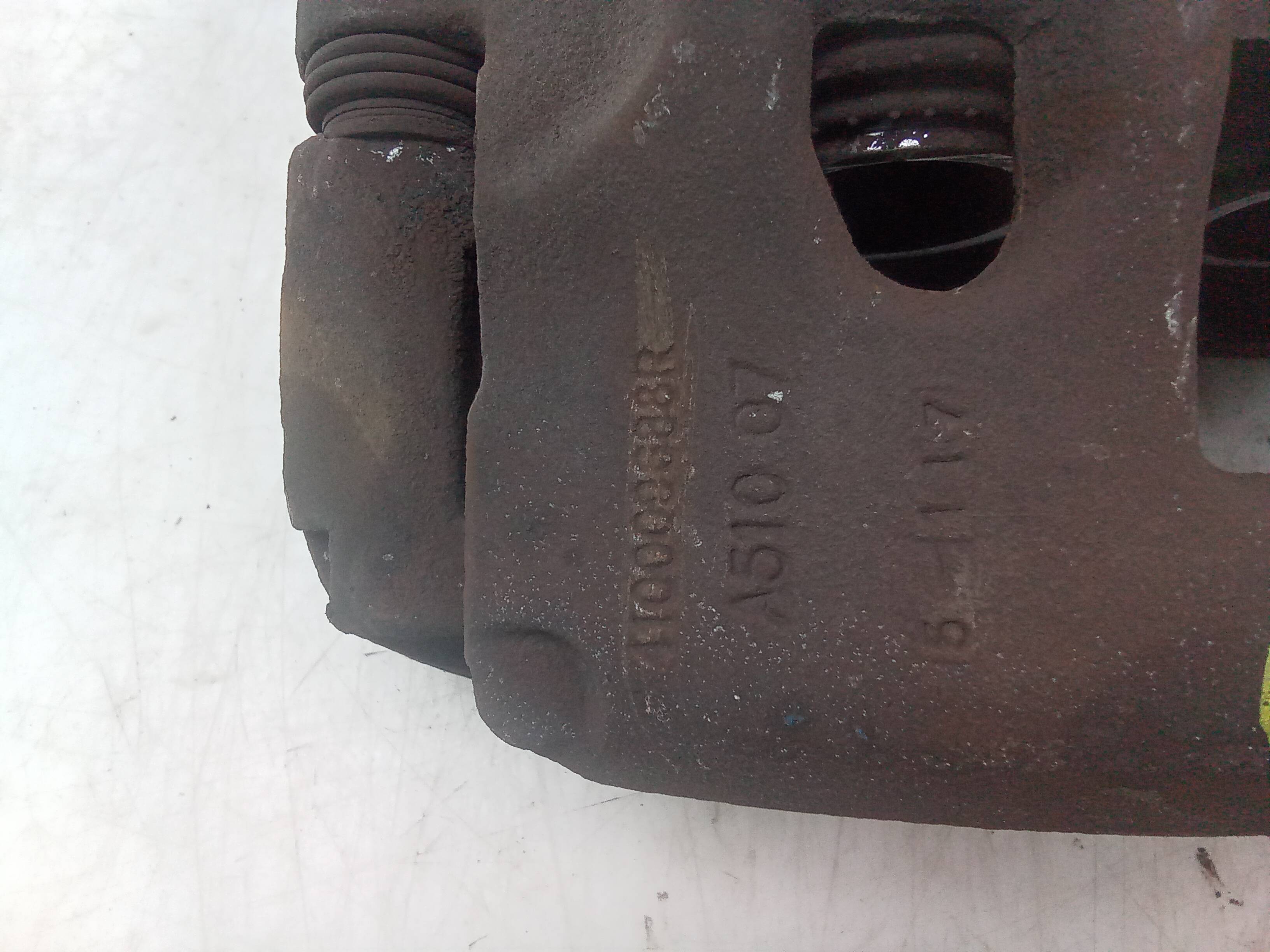 Pinza freno delantera derecha nissan nv400 furgon (x62)(2011->)