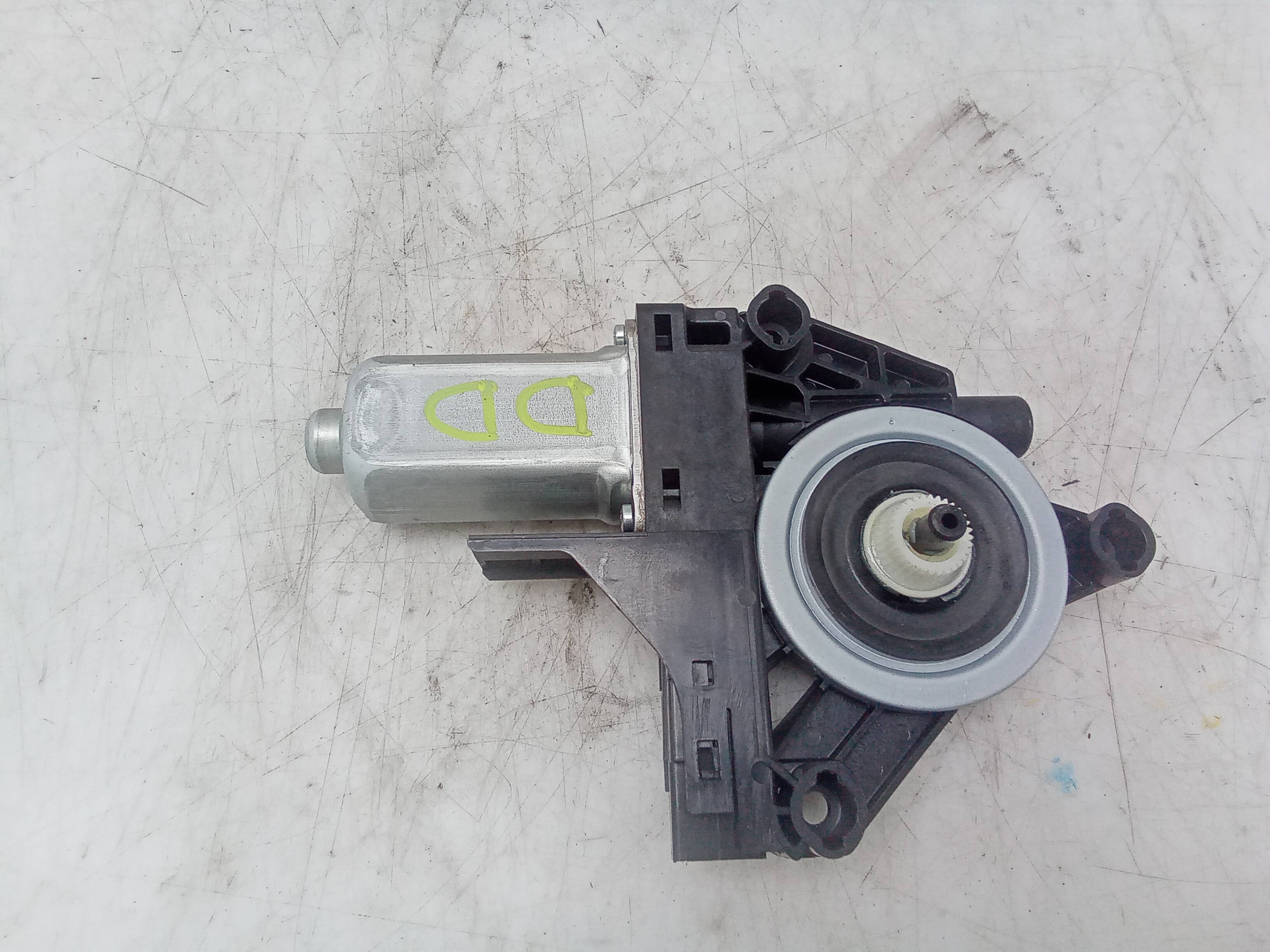 Motor elevalunas delantero derecho volvo v40 (2012->)