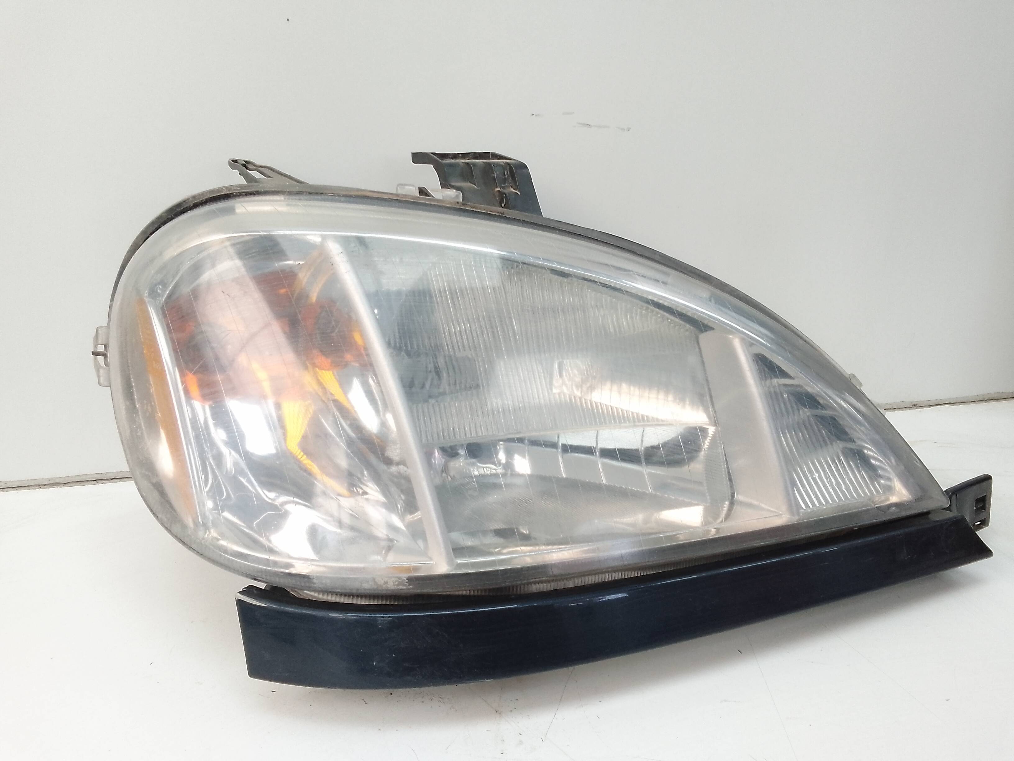 Faro derecho mercedes-benz clase m (bm 163)(09.1997->)