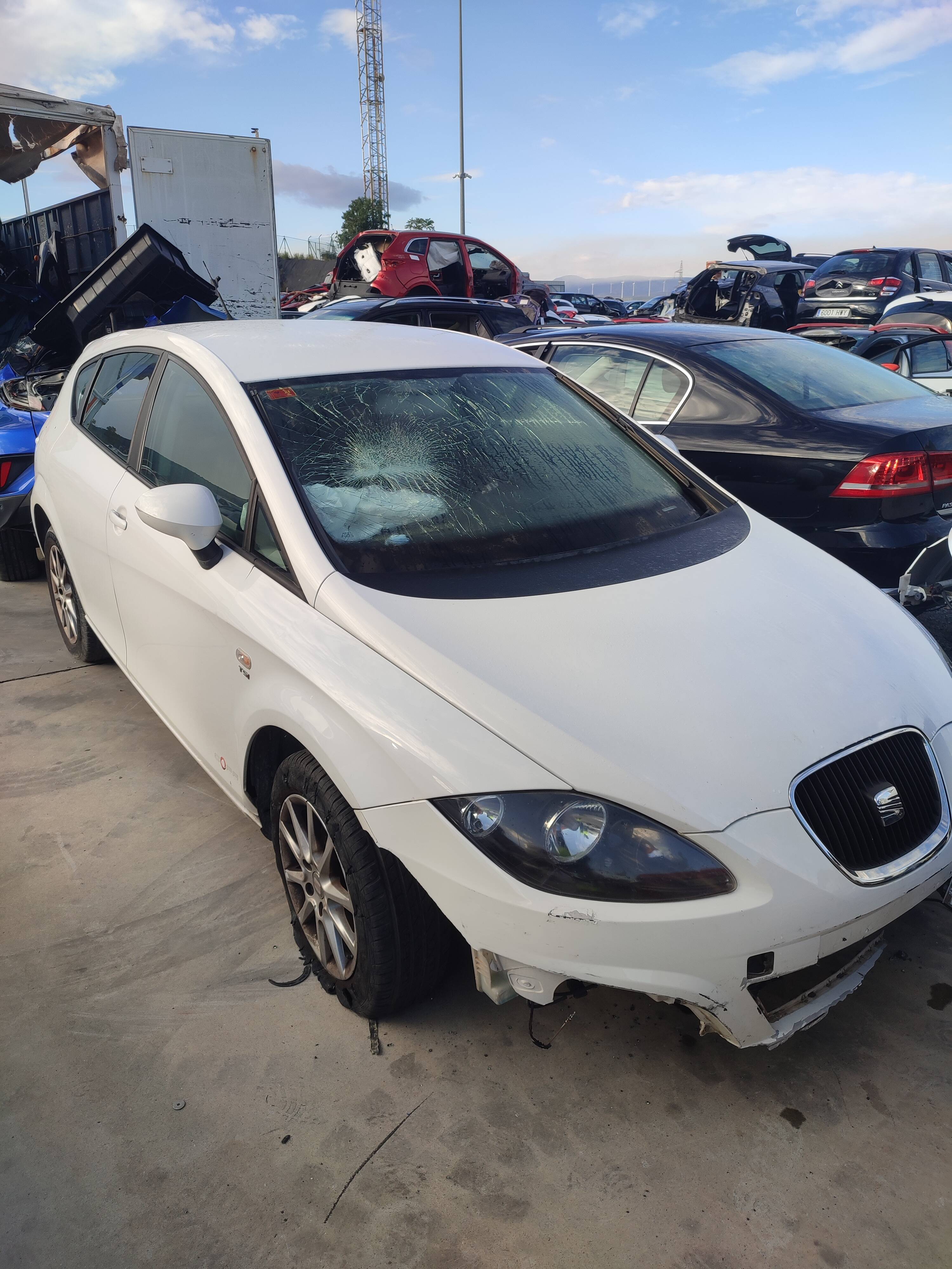 Faro izquierdo seat leon (1p1)(05.2005->)