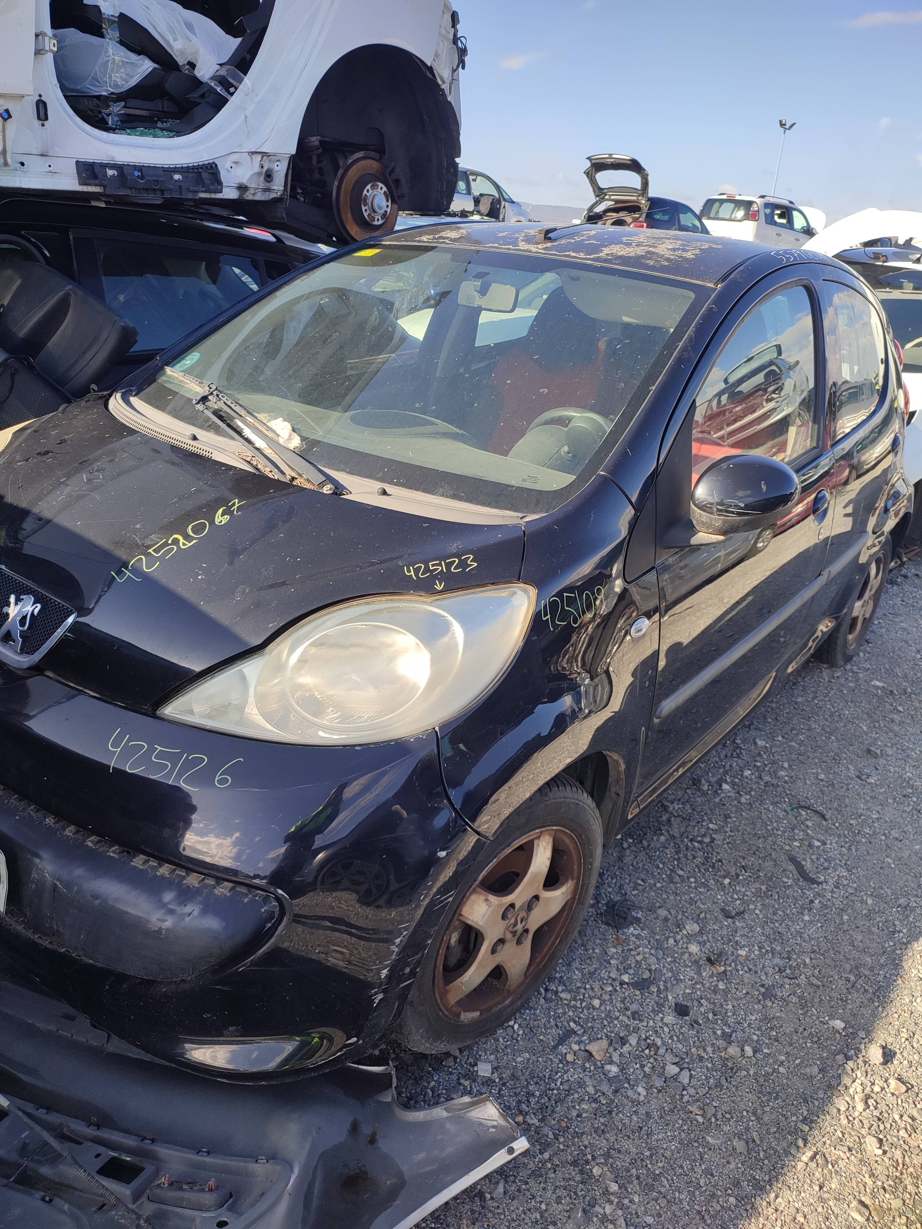 Faro izquierdo peugeot 107 (2005->)