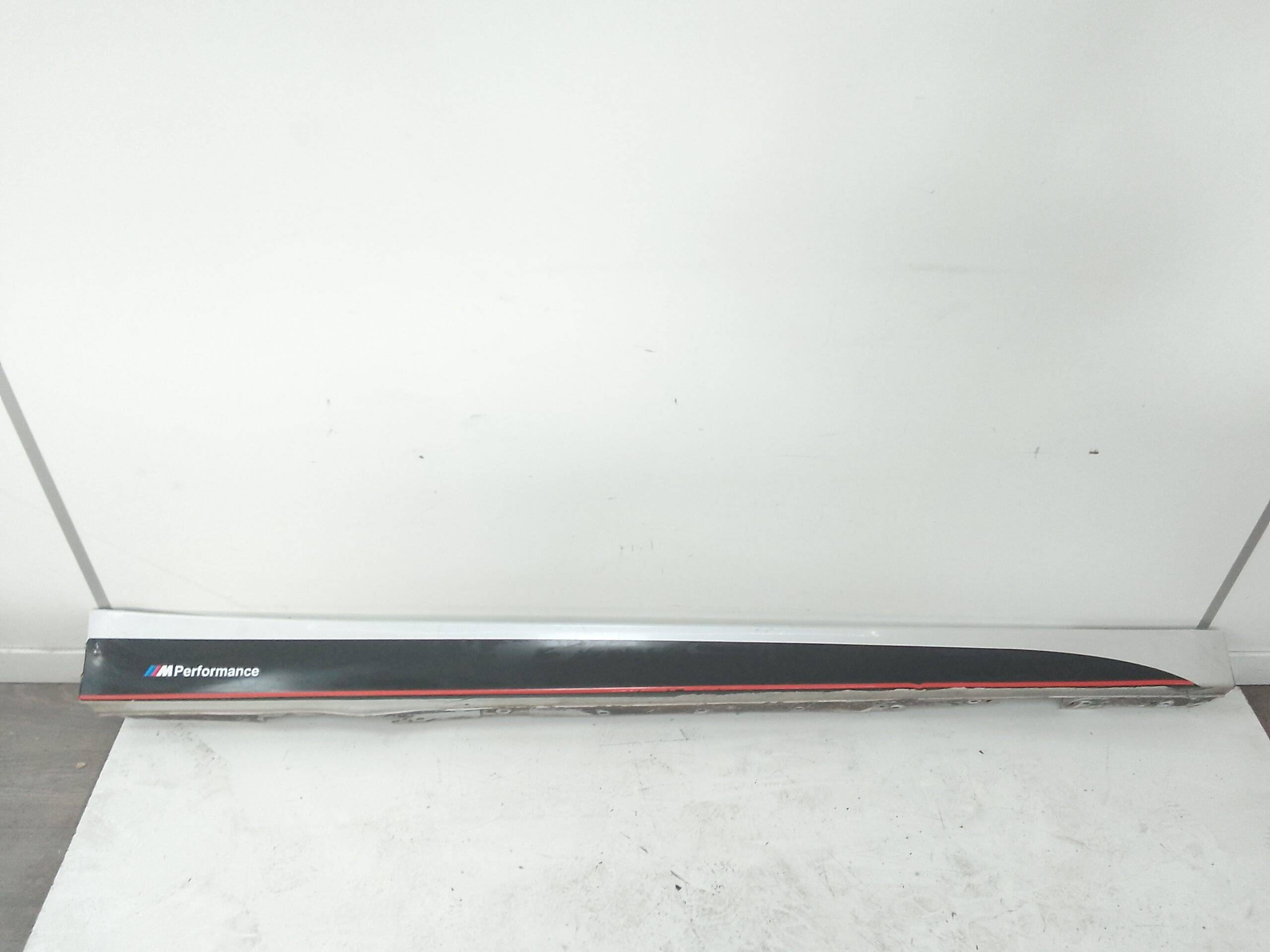 Spoiler talonera derecha bmw serie 3 berlina (f30)(2011->)