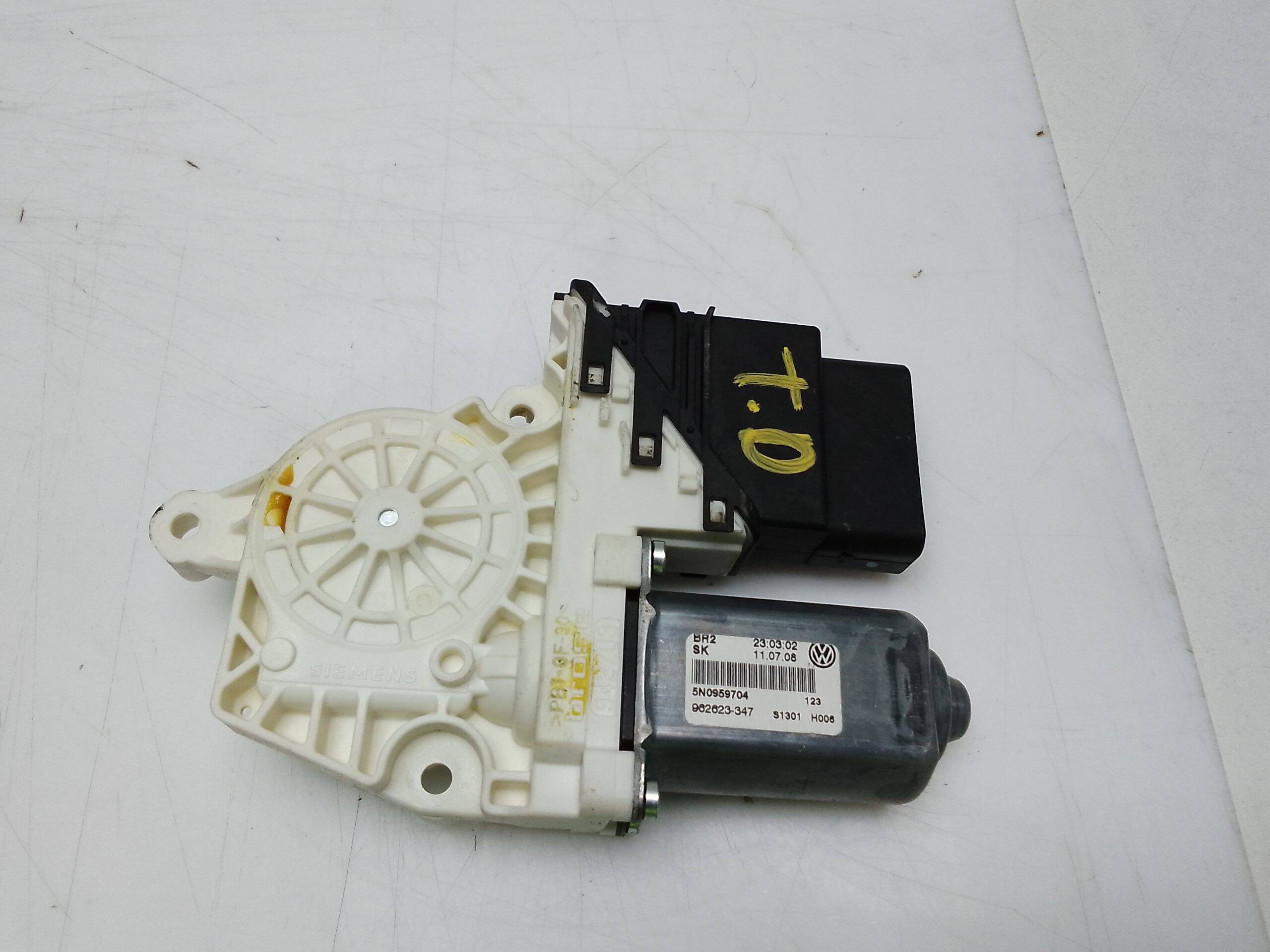 Motor elevalunas trasero derecho volkswagen tiguan (5n1)(11.2007->)