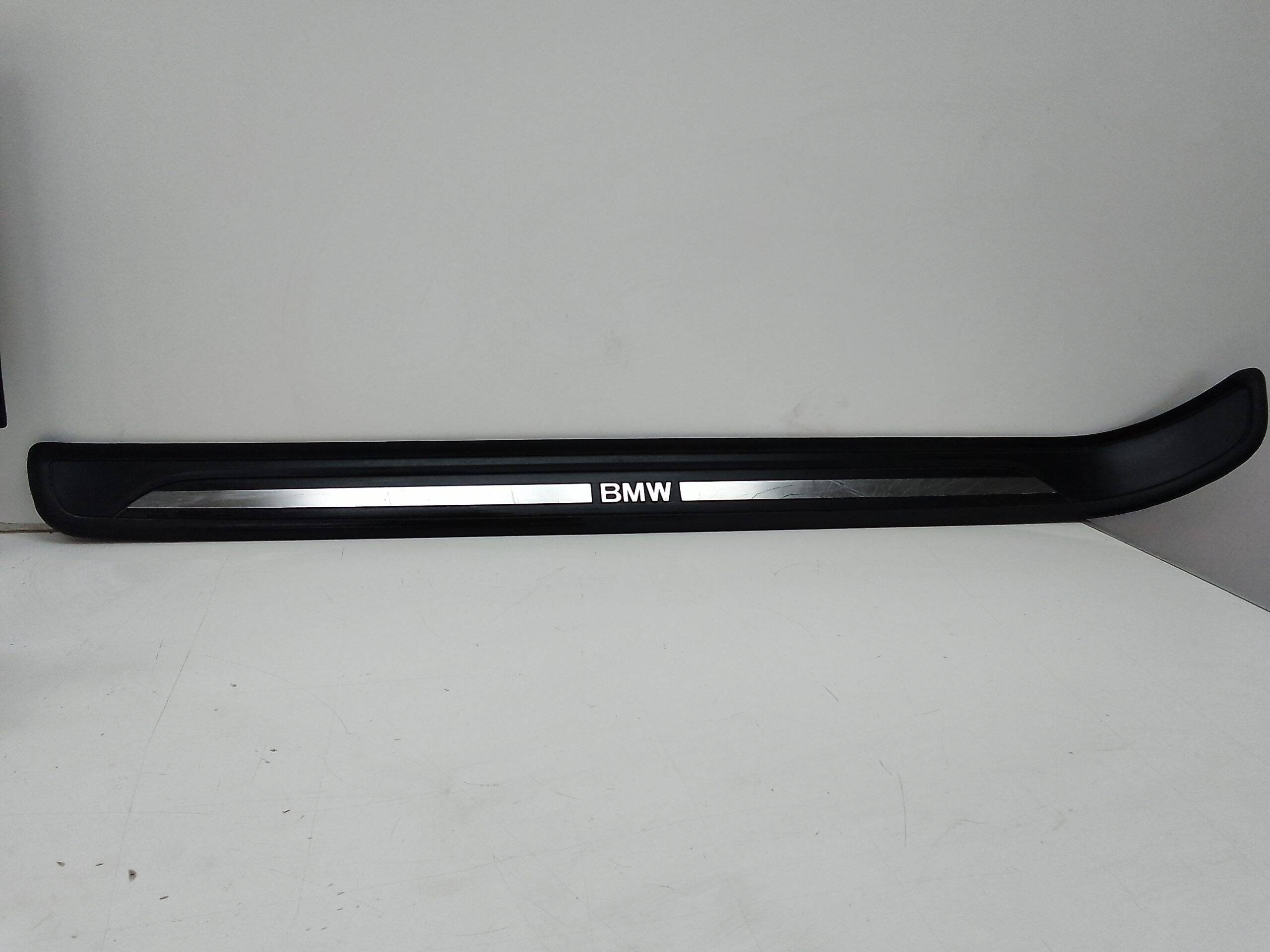 Moldura lateral izquierda bmw serie 3 coupe (e92)(2006->)