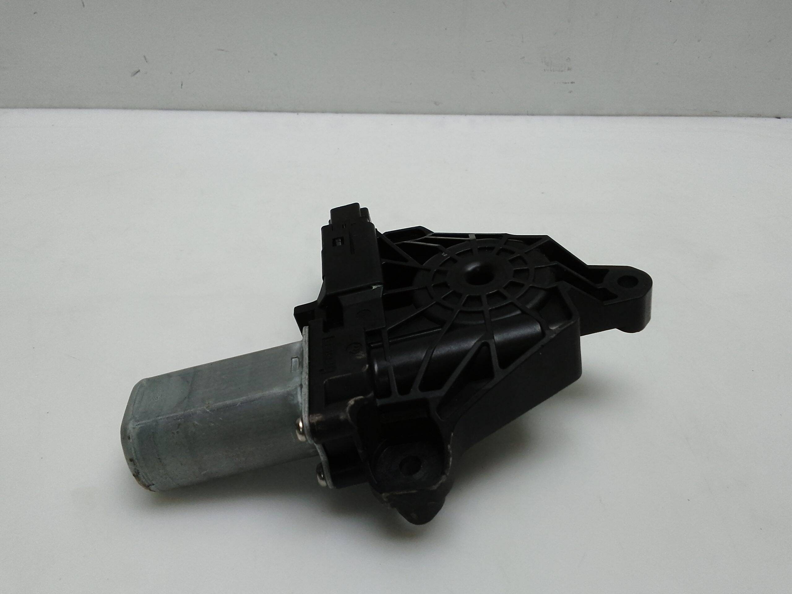 Motor elevalunas trasero derecho volvo v40 (2012->)