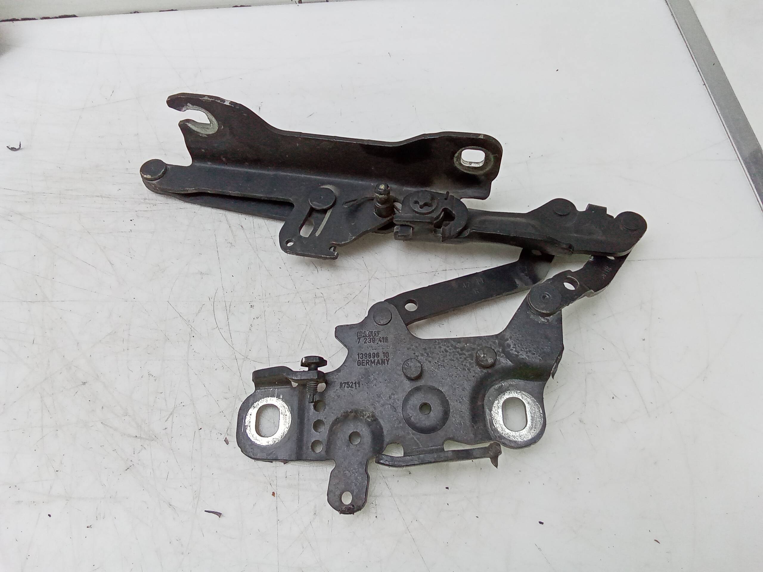 Bisagra capo derecha bmw serie 3 berlina (f30)(2011->)