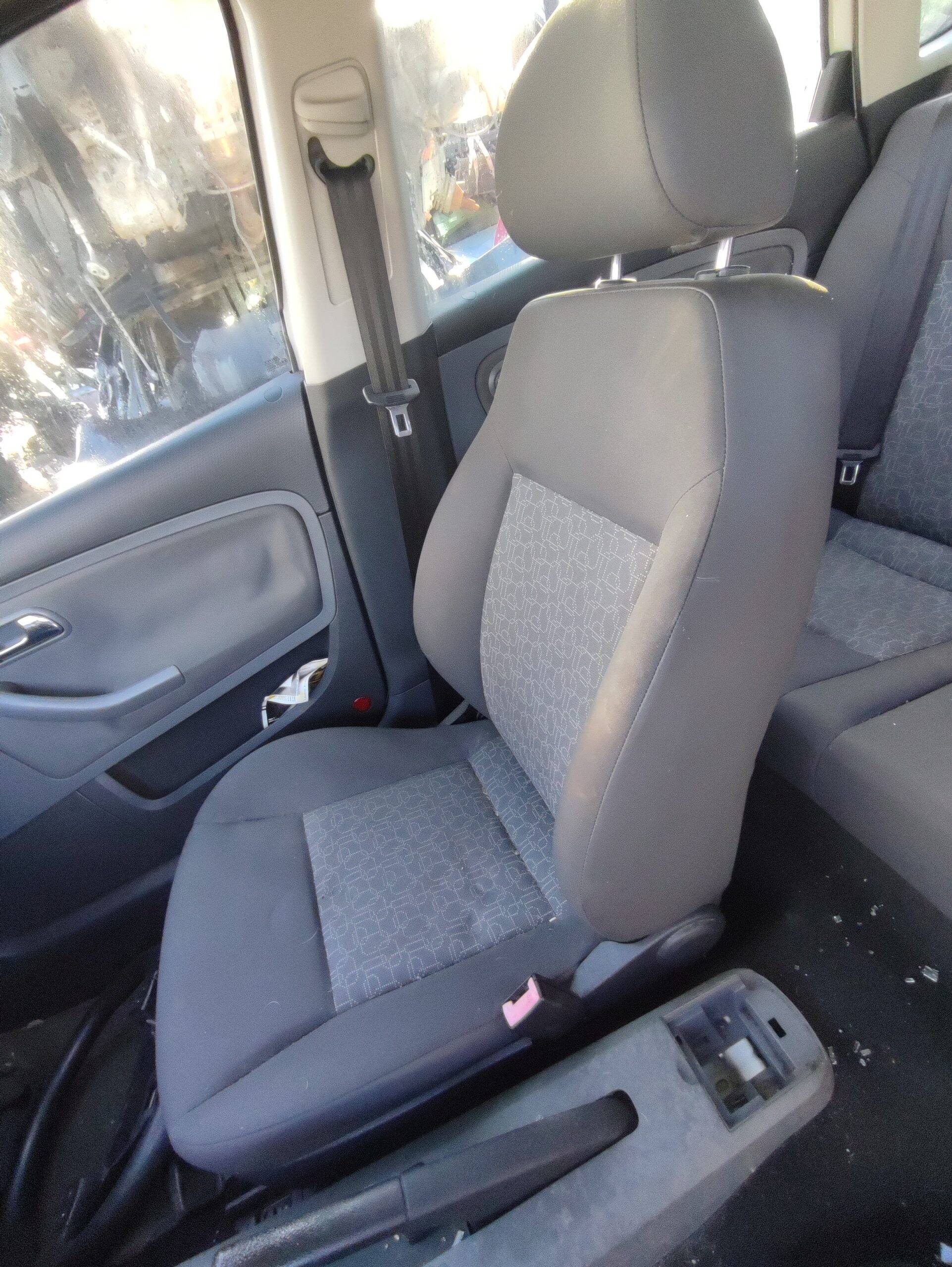 Asiento delantero derecho seat ibiza (6l1)(04.2002->)