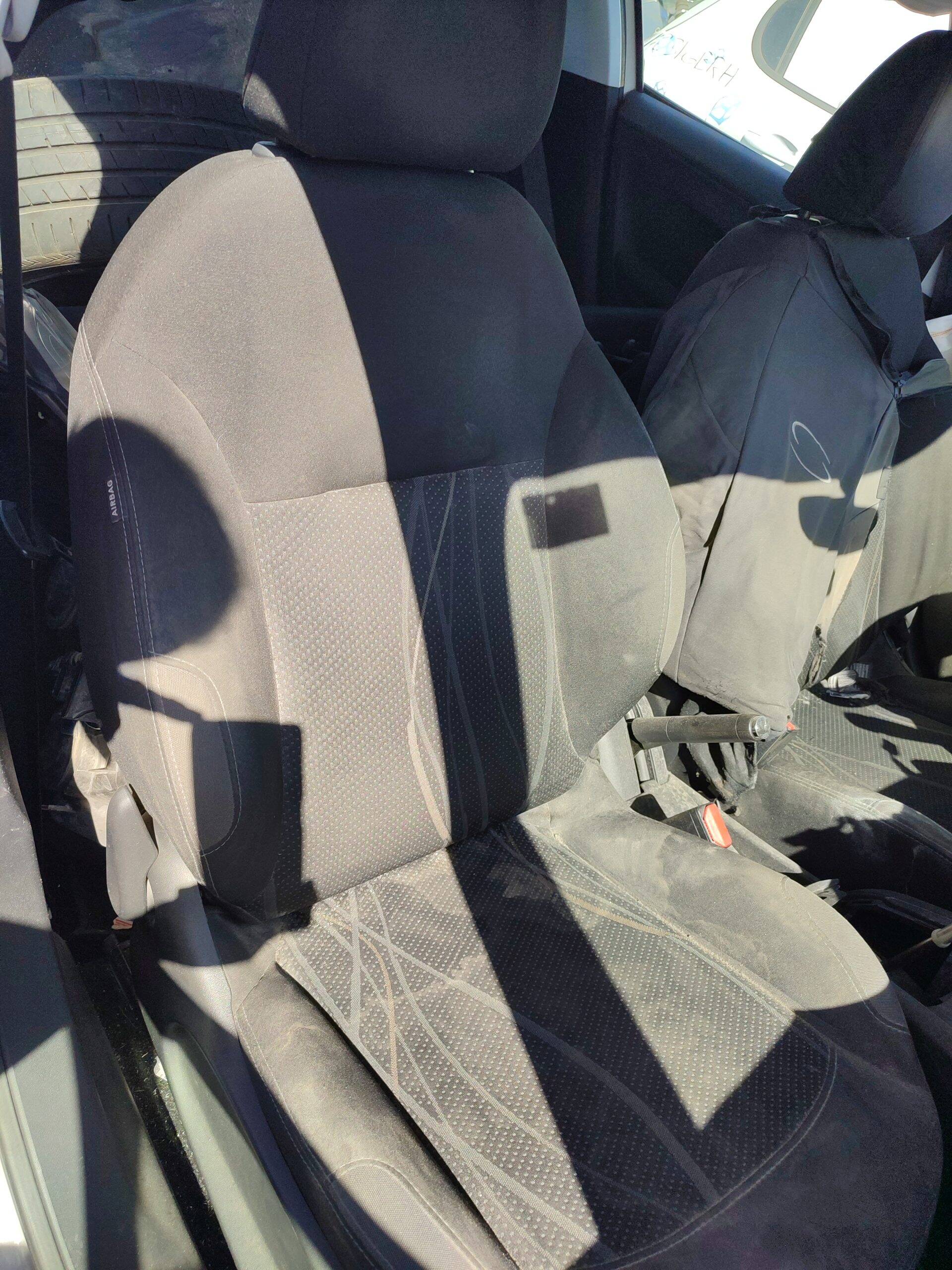 Asiento delantero derecho peugeot 208 (01.2012->)