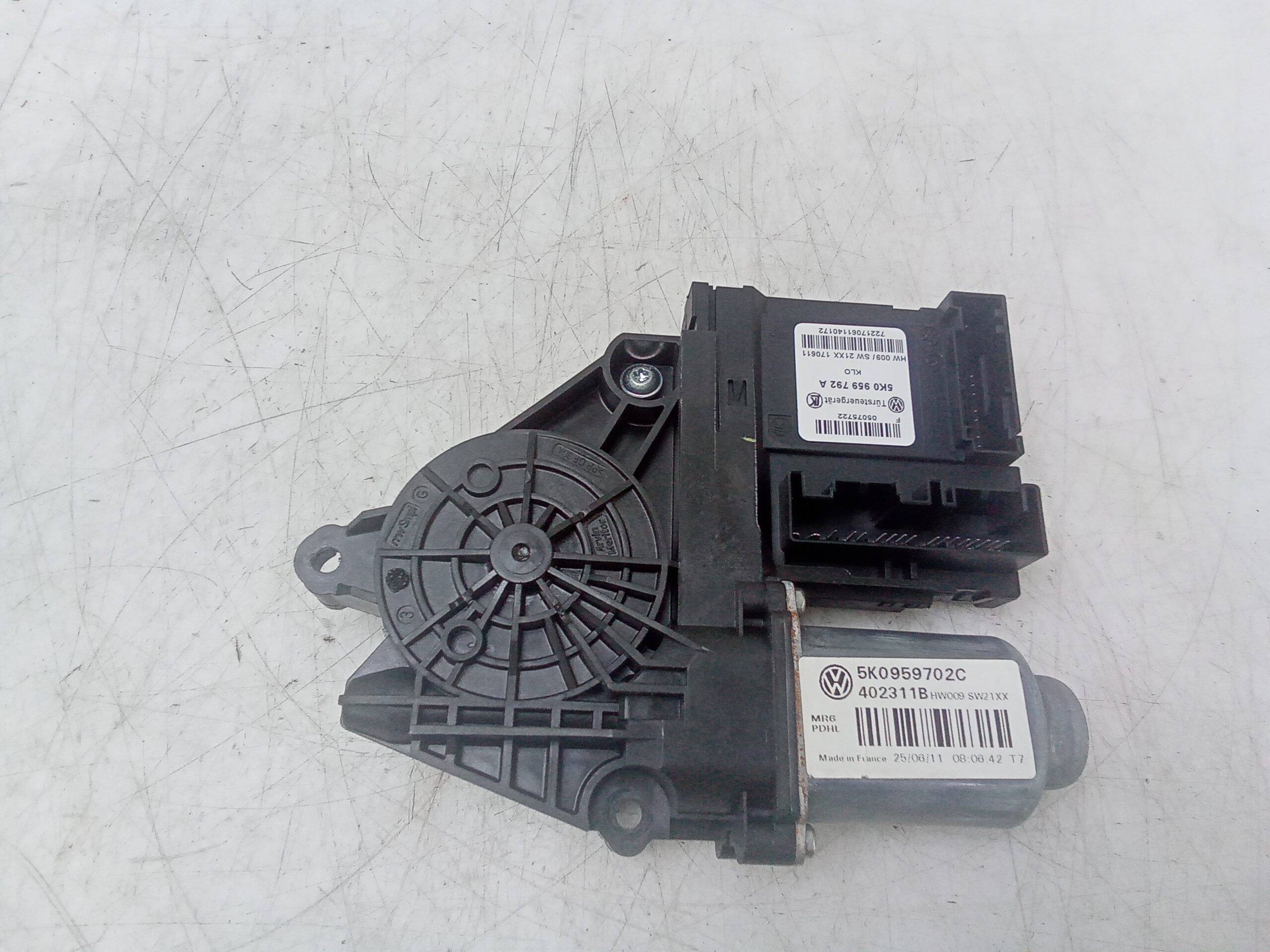 Motor elevalunas delantero derecho volkswagen golf vi (5k1)(10.2008->)