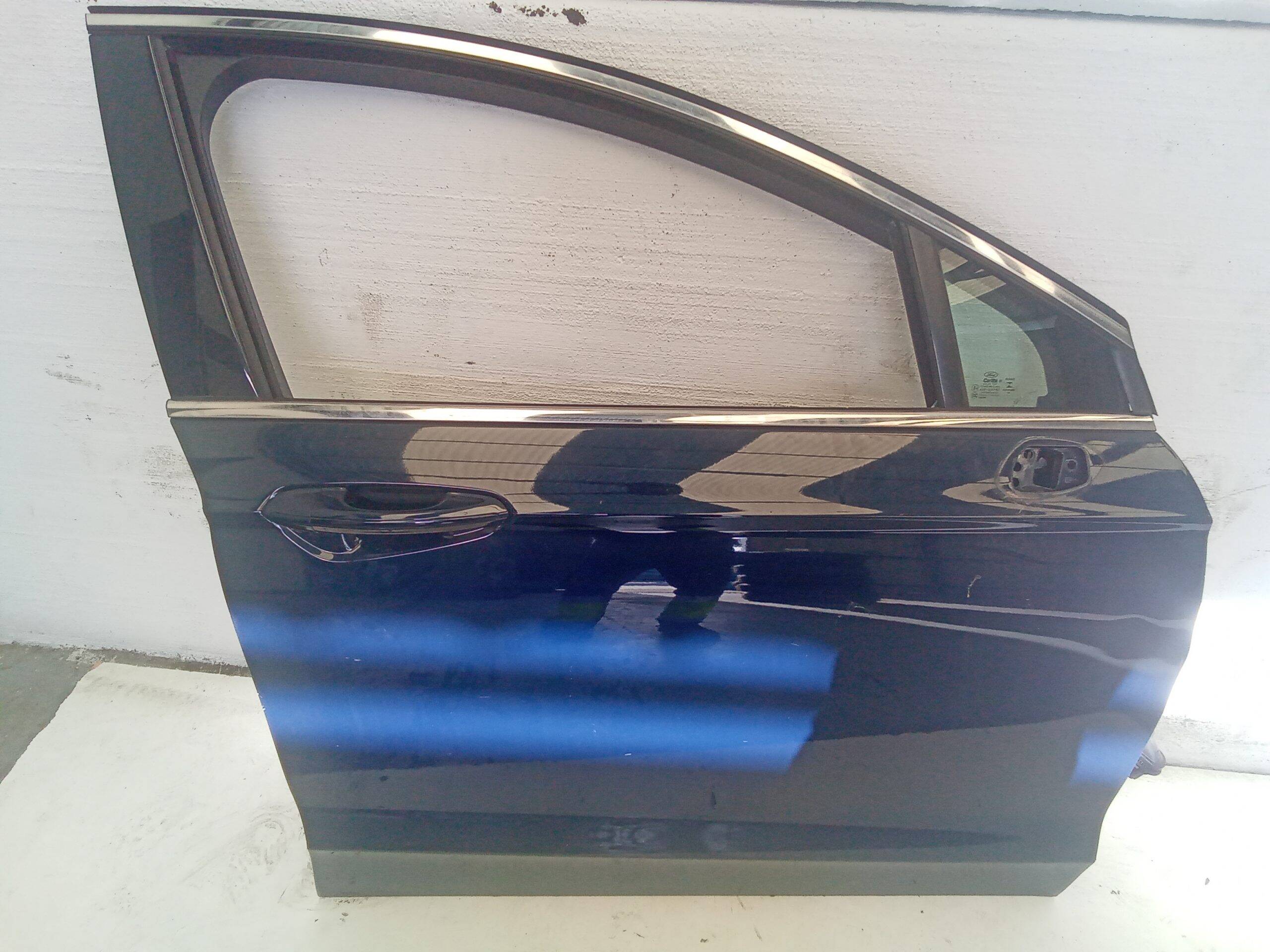 Puerta delantera izquierda ford mondeo berlina (cng)(2014->)