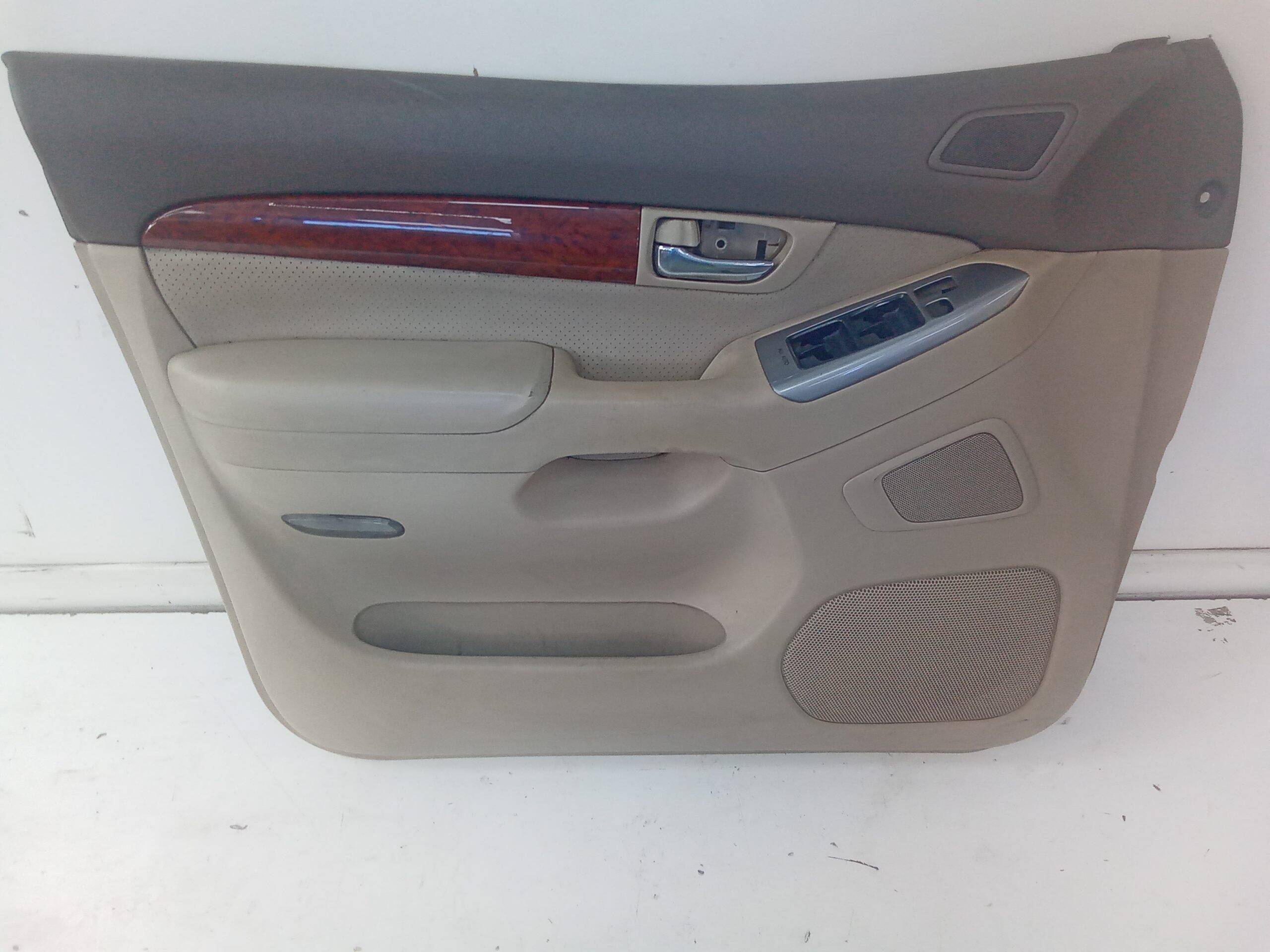 Guarnecido puerta delantera izquierda toyota land cruiser (j12)(2003->)