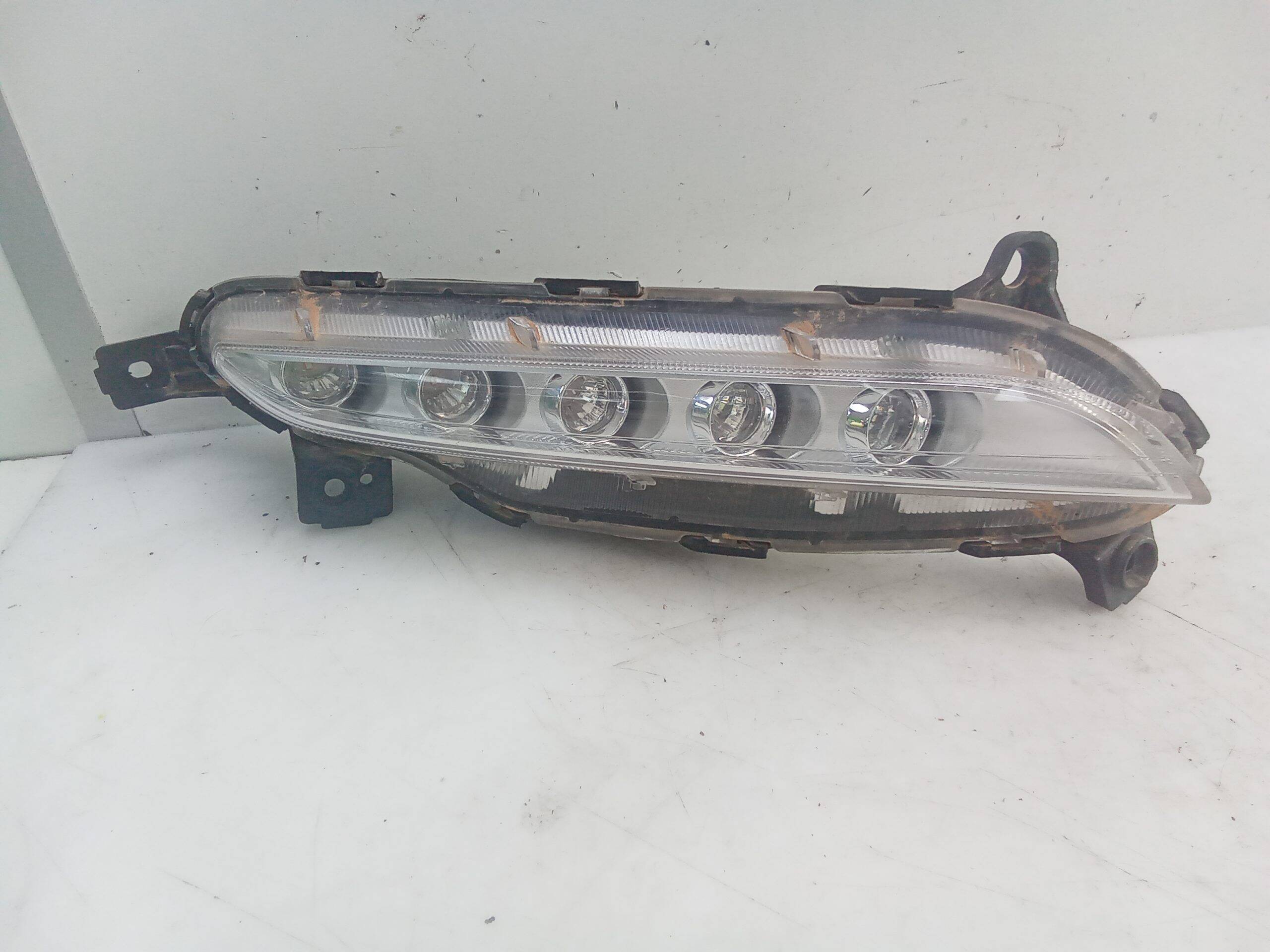 Faro luz diurna derecho hyundai tucson (tl)(2014->)