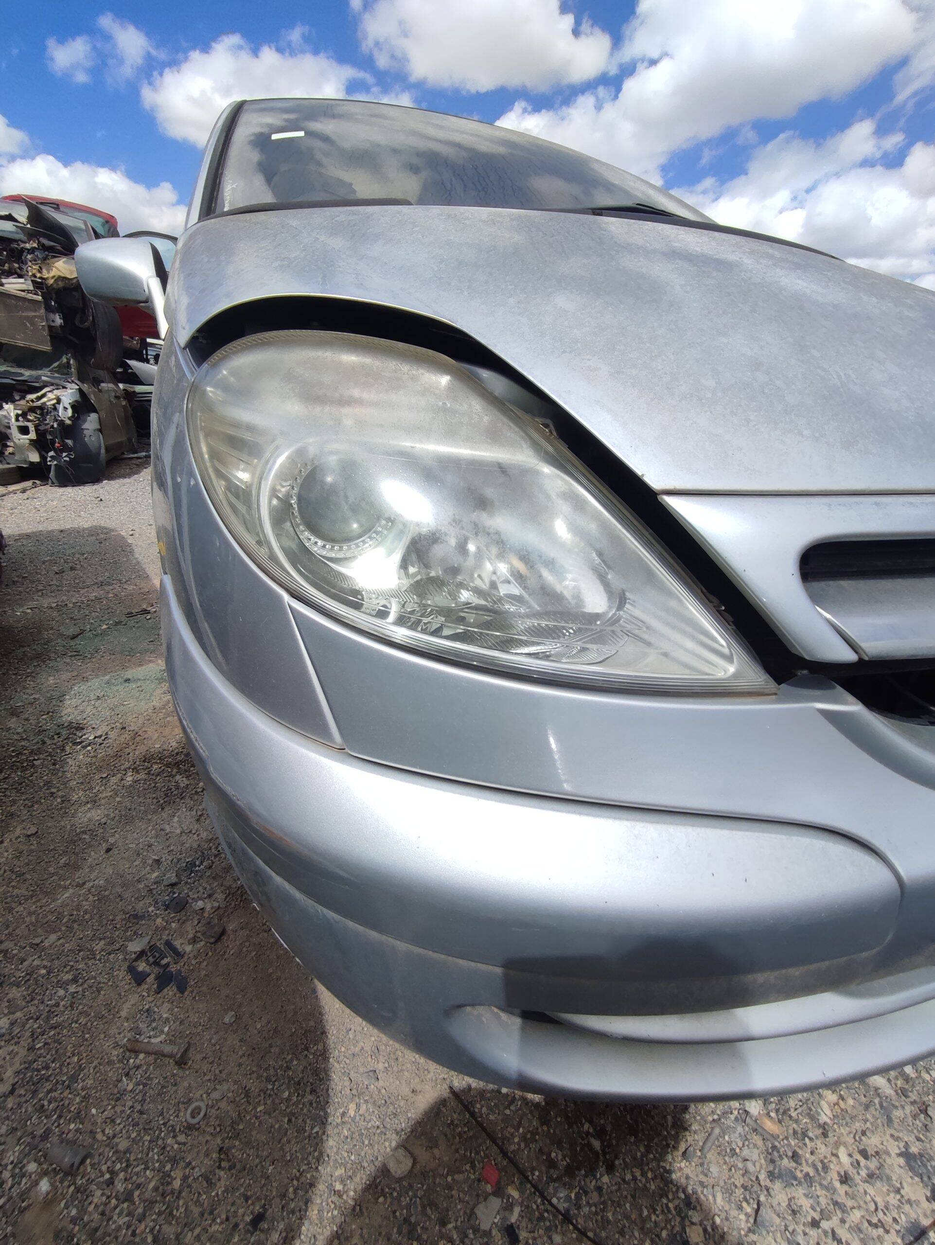 Faro derecho citroen c8 (2002->)