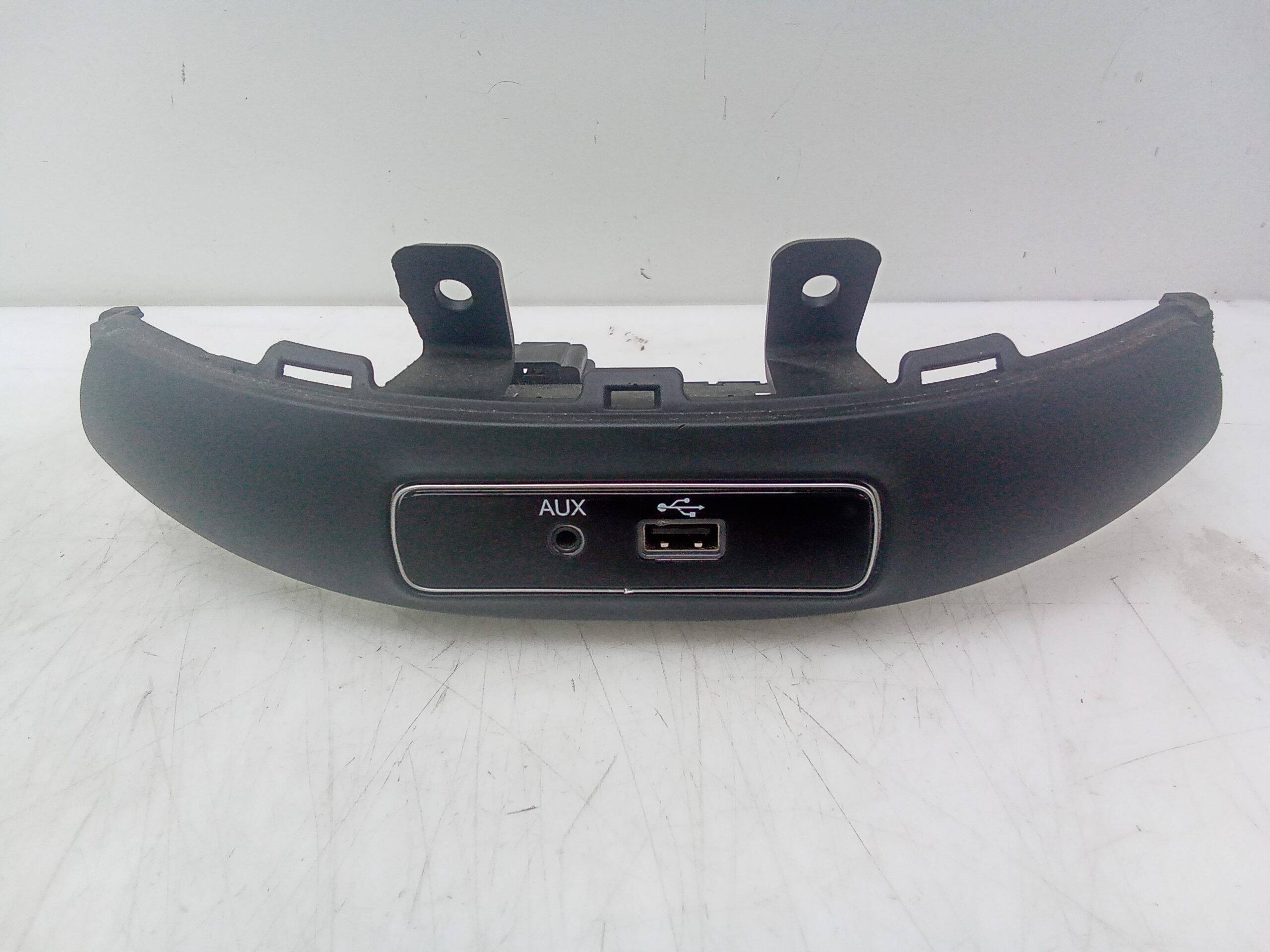 Moldura consola central delantera fiat 500x (334)(2014->)