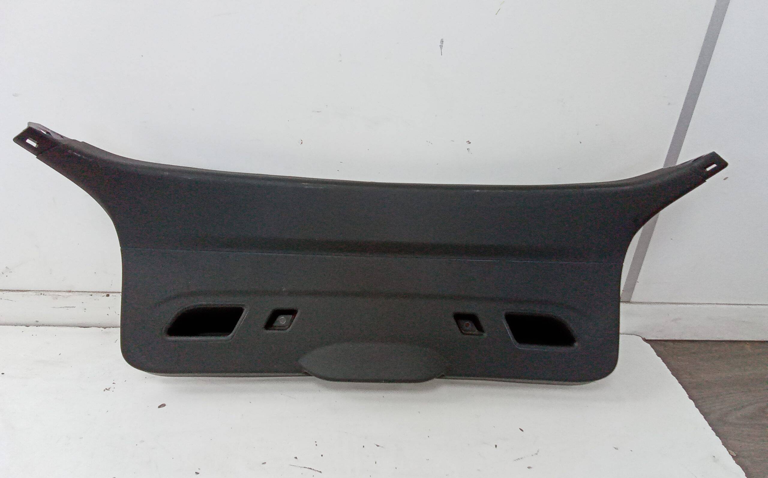 Guarnecido porton trasero bmw serie 1 berlina 5p (f20)(2011->)