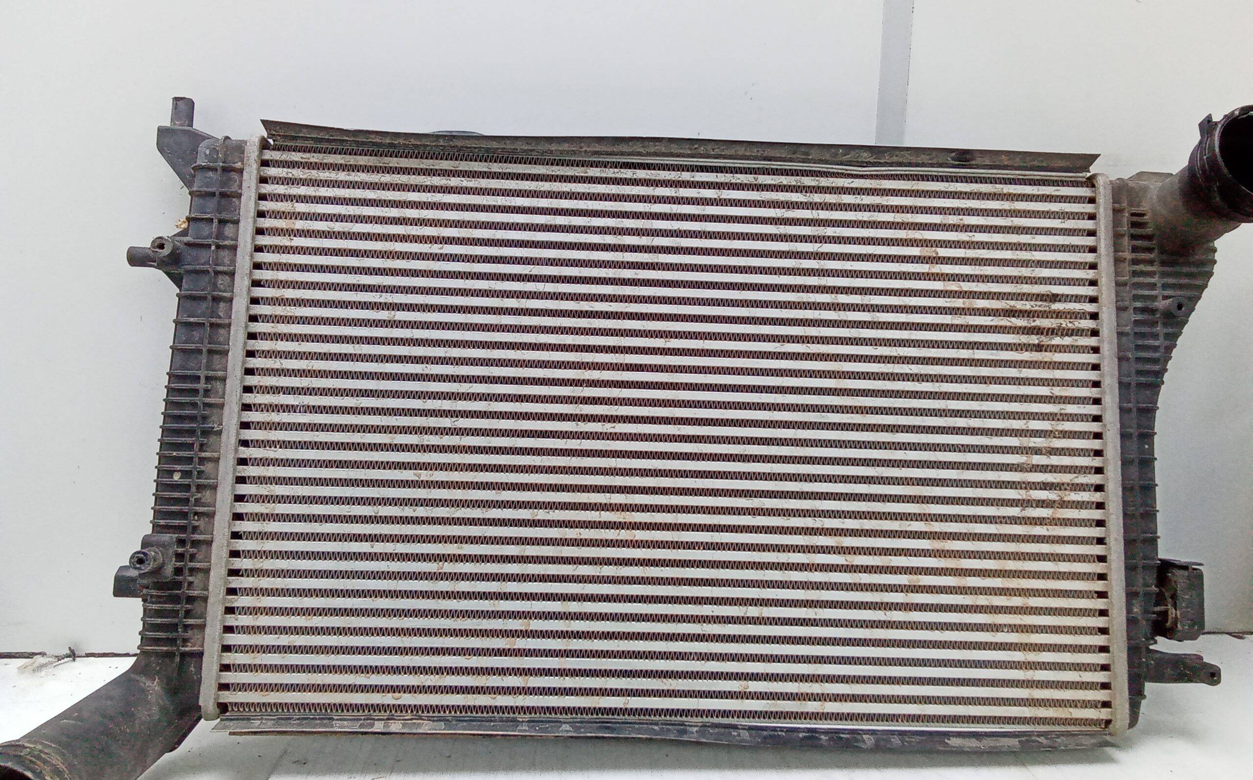 Intercooler volkswagen caddy (2k)(02.2004->)