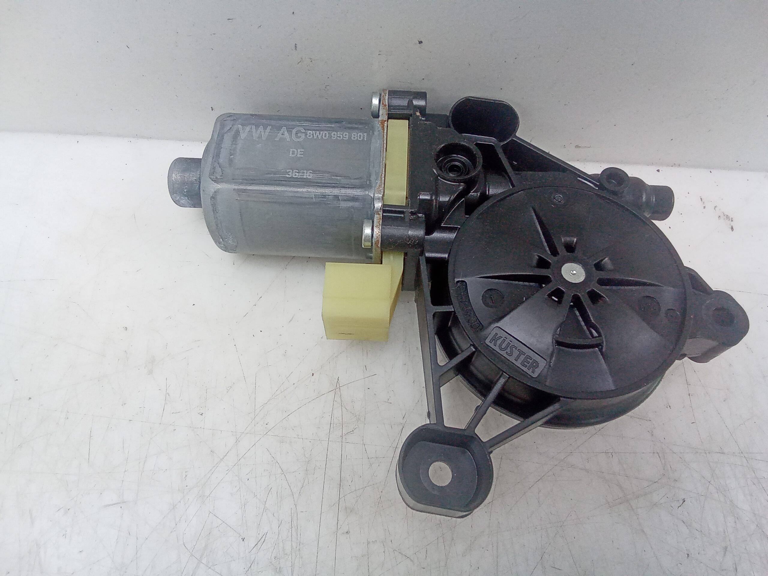 Motor elevalunas delantero izquierdo audi a4 avant (8w5)(08.2015->)