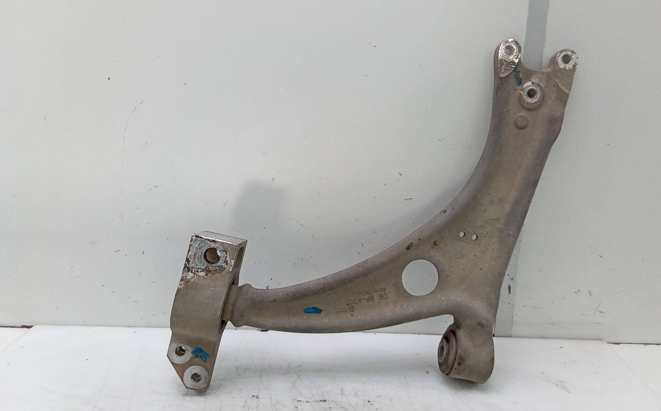 Soporte brazo suspension delantero derecho volkswagen passat berlina (3c2)(2005->)