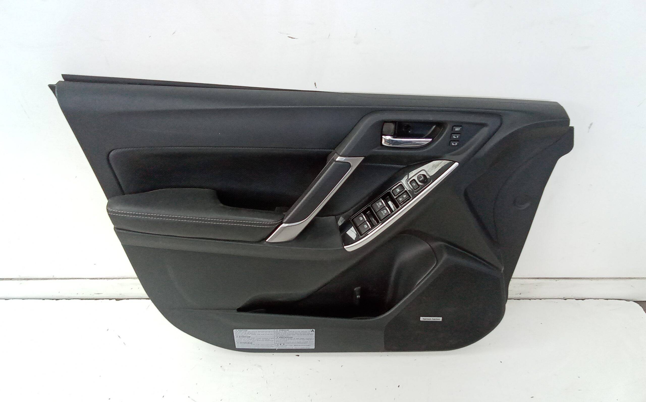 Guarnecido puerta delantera izquierda subaru forester (s13/sj)(2013->)