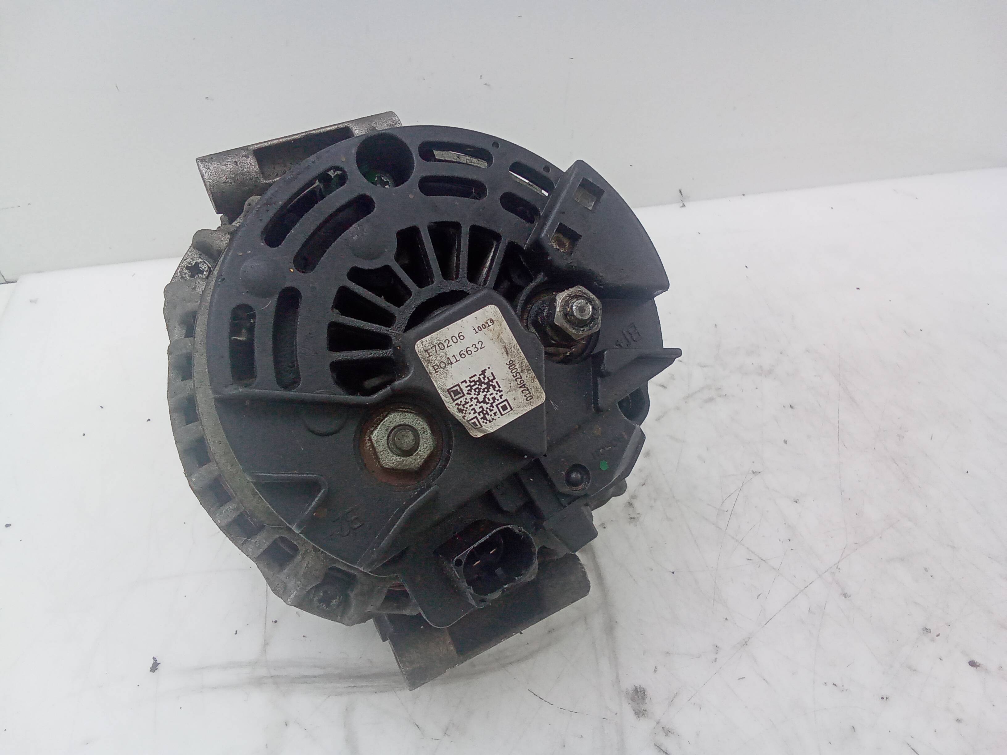 Alternador mercedes-benz vito / mixto furgón (w639)